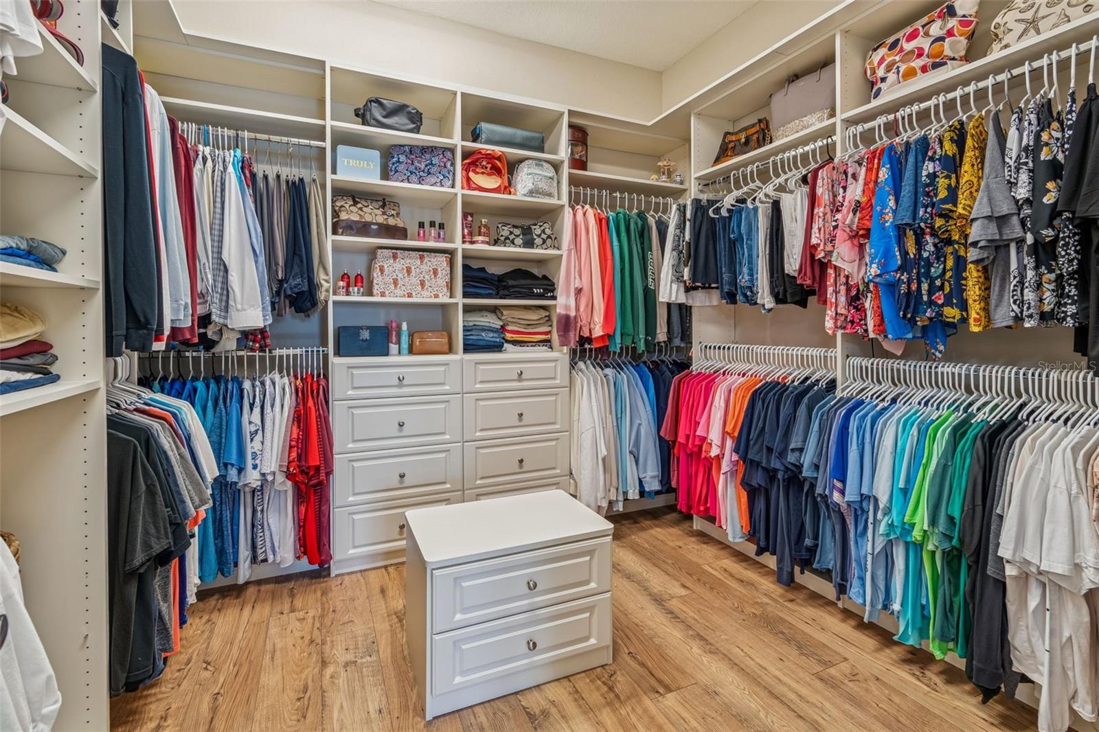 Image 48 of 76 For 8551 Grand Alberato Road