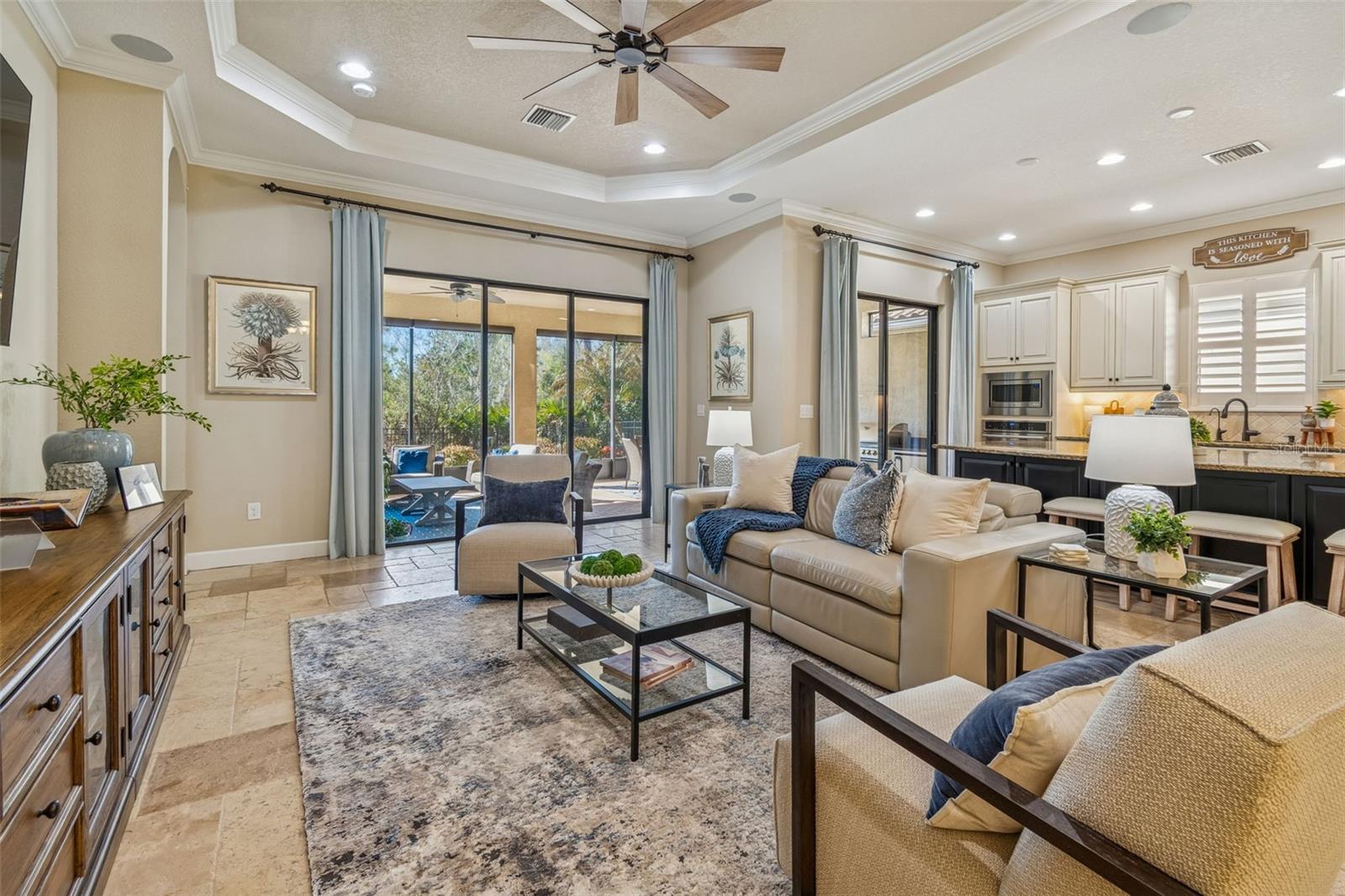 Image 52 of 76 For 8551 Grand Alberato Road