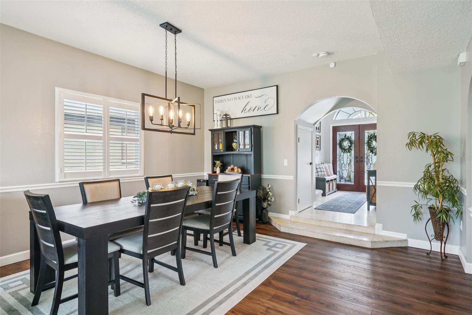 Image 4 of 42 For 4932 Dunnwoody Place