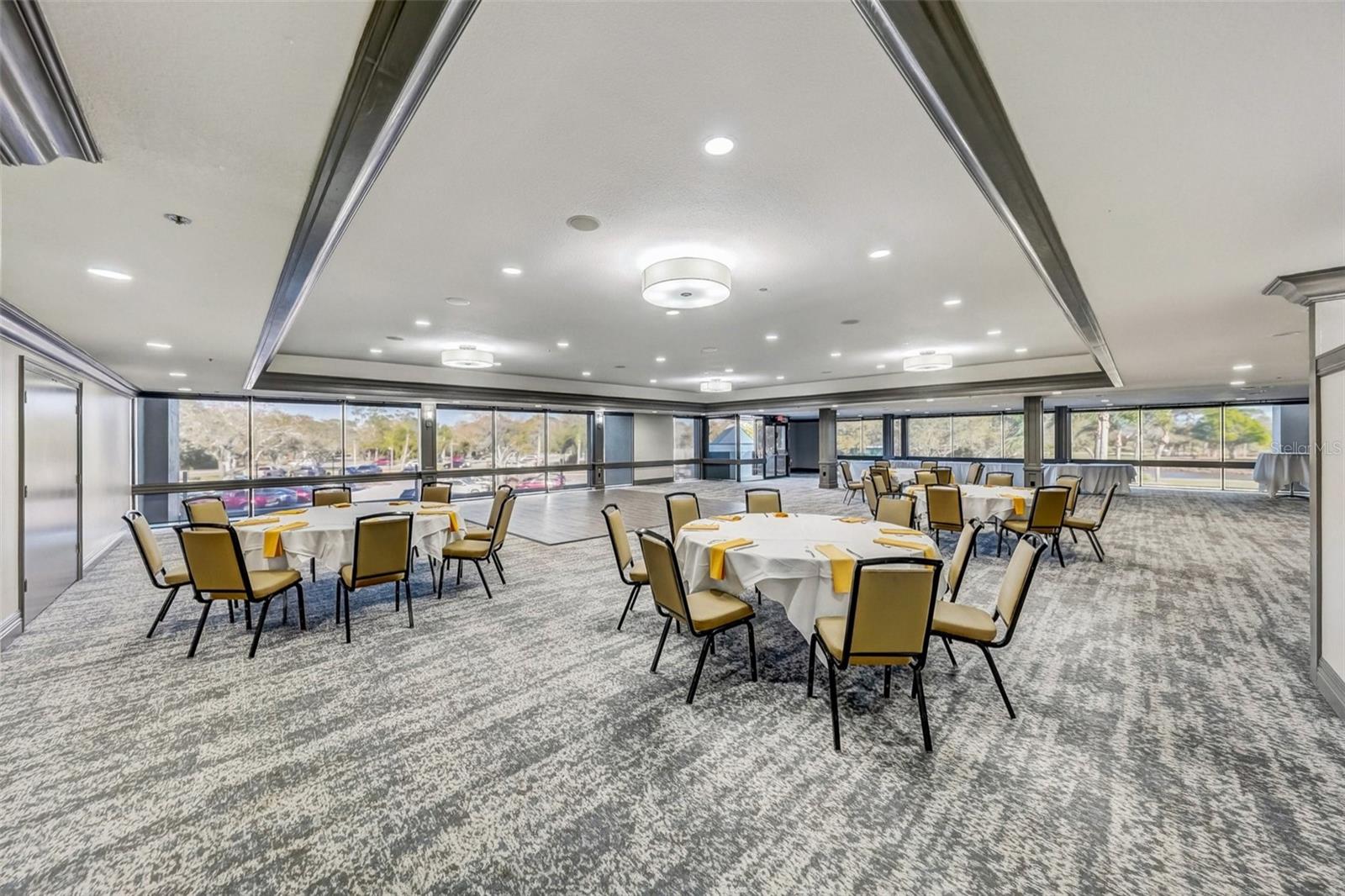 Image 40 of 42 For 4932 Dunnwoody Place