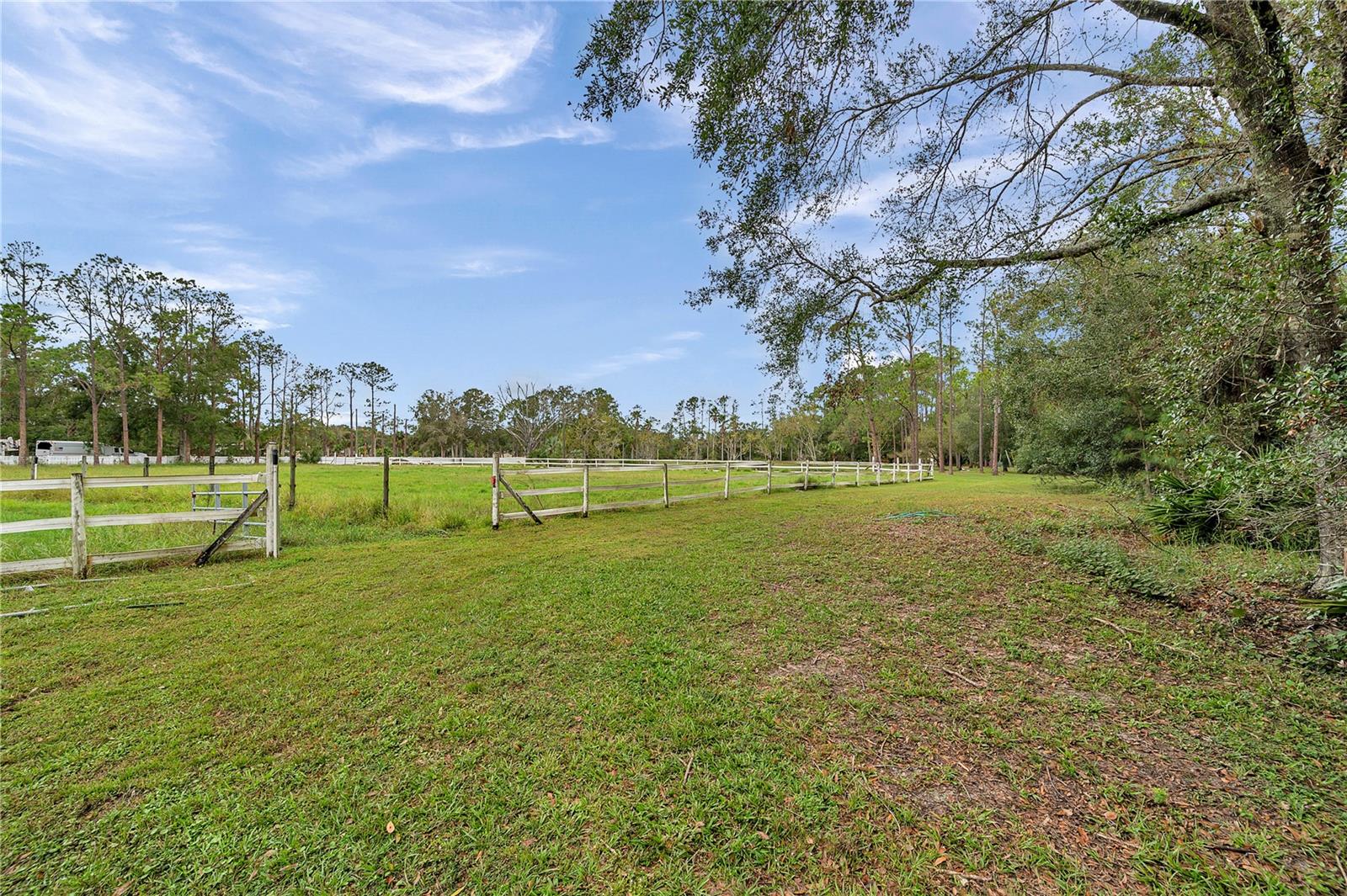 Image 23 of 26 For 655 Appaloosa Road