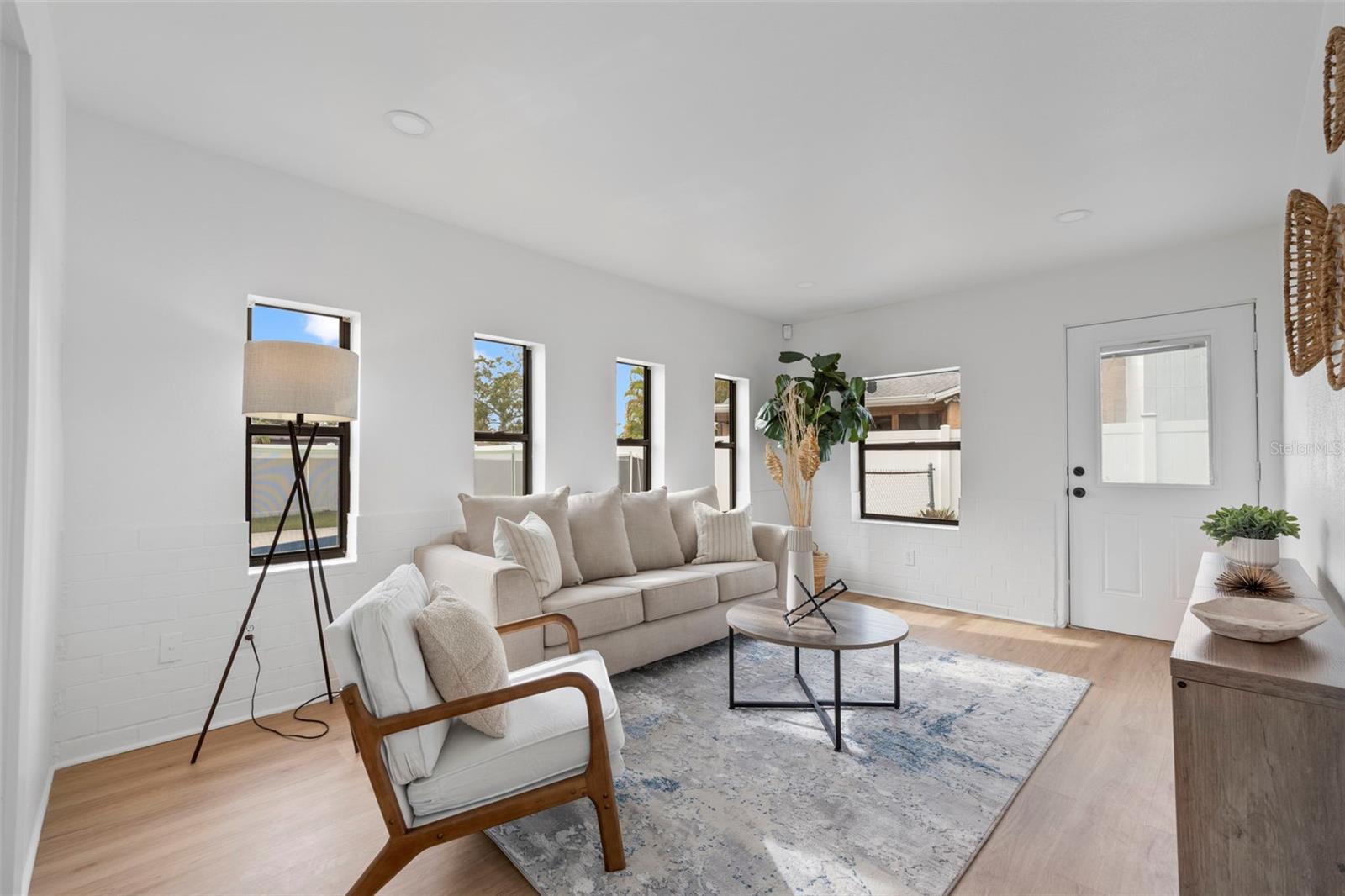 Image 18 of 34 For 6803 123rd Avenue