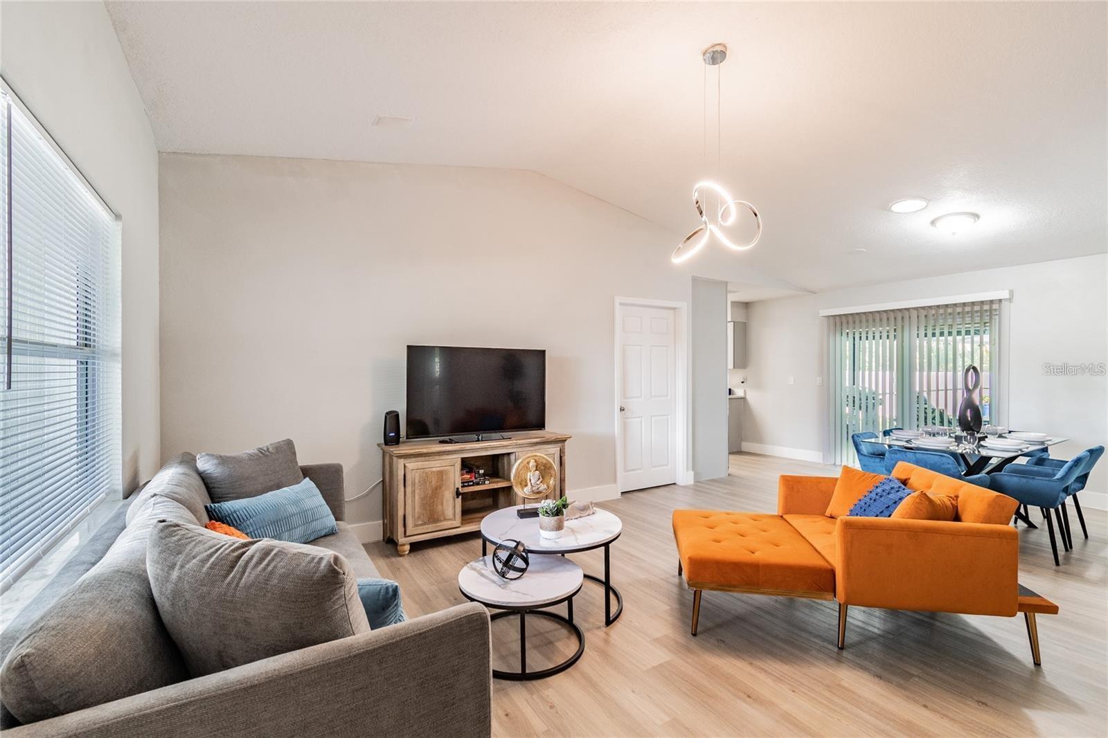 Image 10 of 28 For 14003 Ridgedale Way