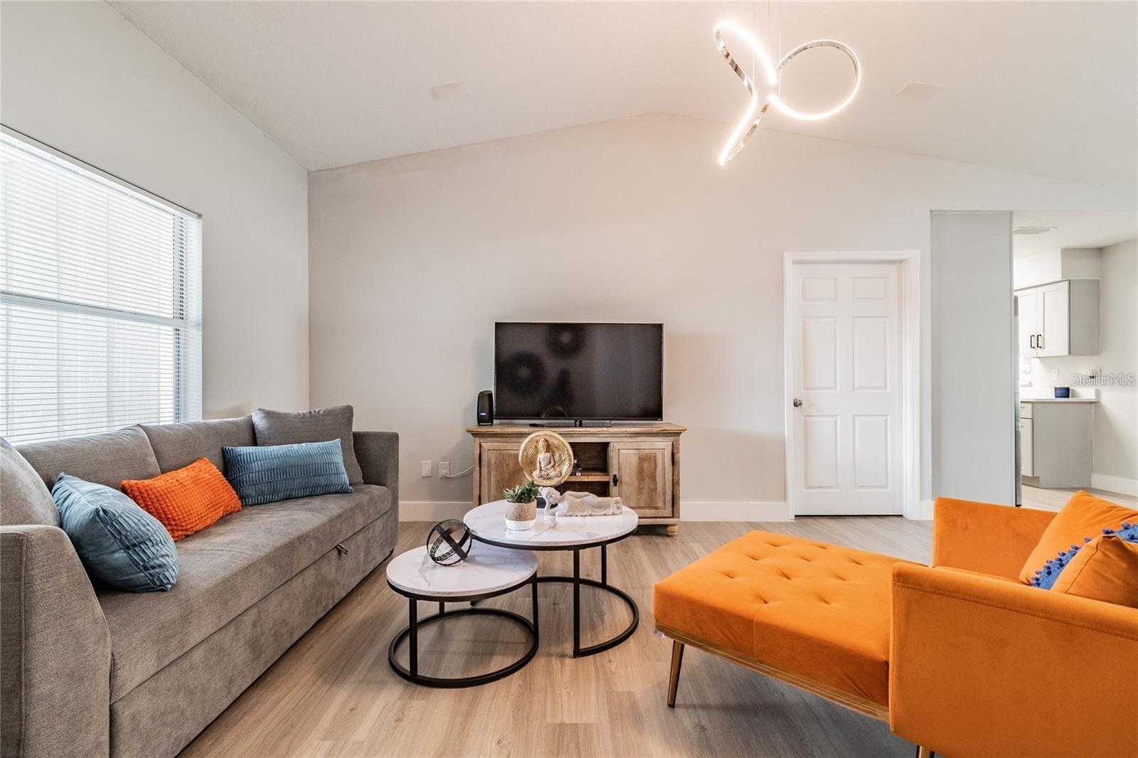 Image 11 of 28 For 14003 Ridgedale Way