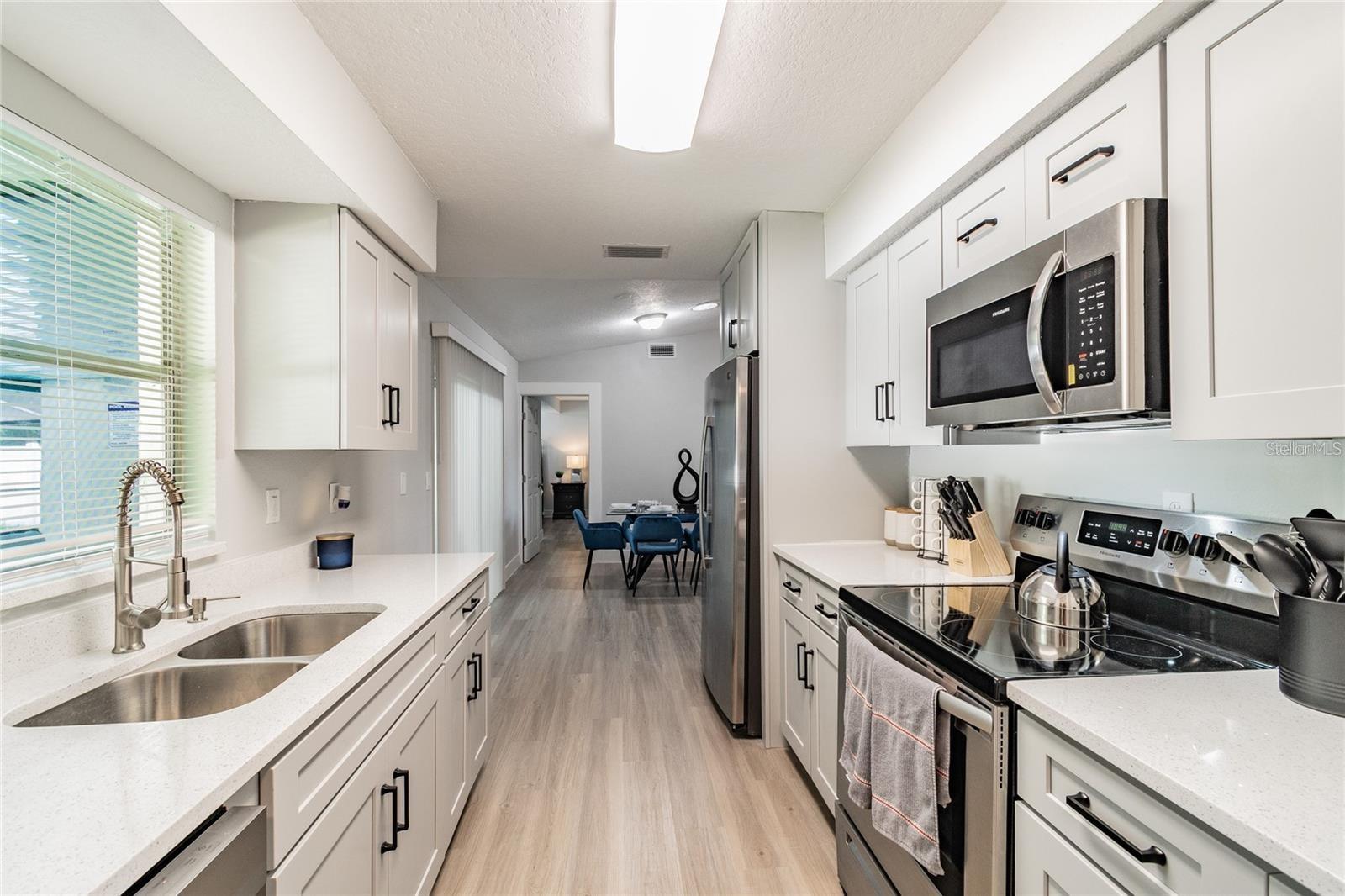 Image 15 of 28 For 14003 Ridgedale Way