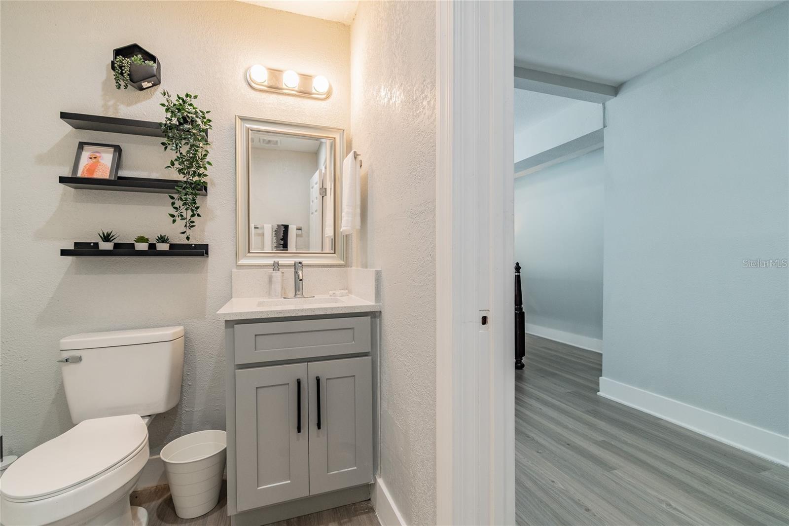 Image 20 of 28 For 14003 Ridgedale Way