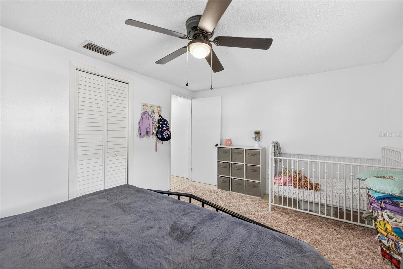 Image 16 of 25 For 5404 Front Drive