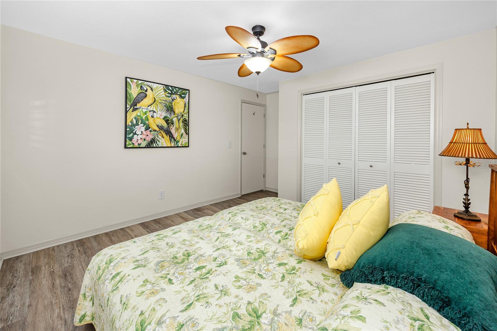 Image 21 of 44 For 13416 105th Avenue