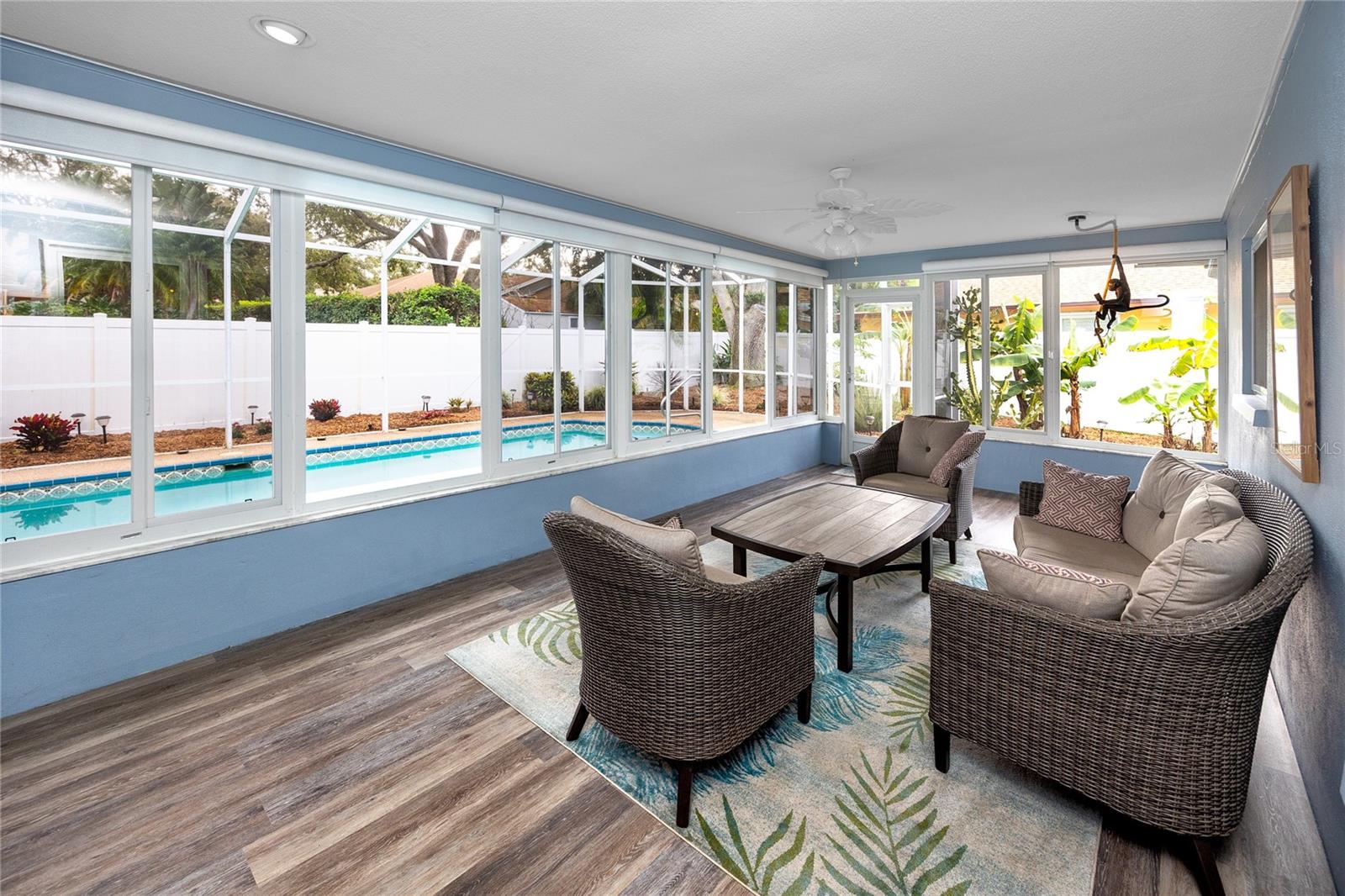 Image 31 of 44 For 13416 105th Avenue