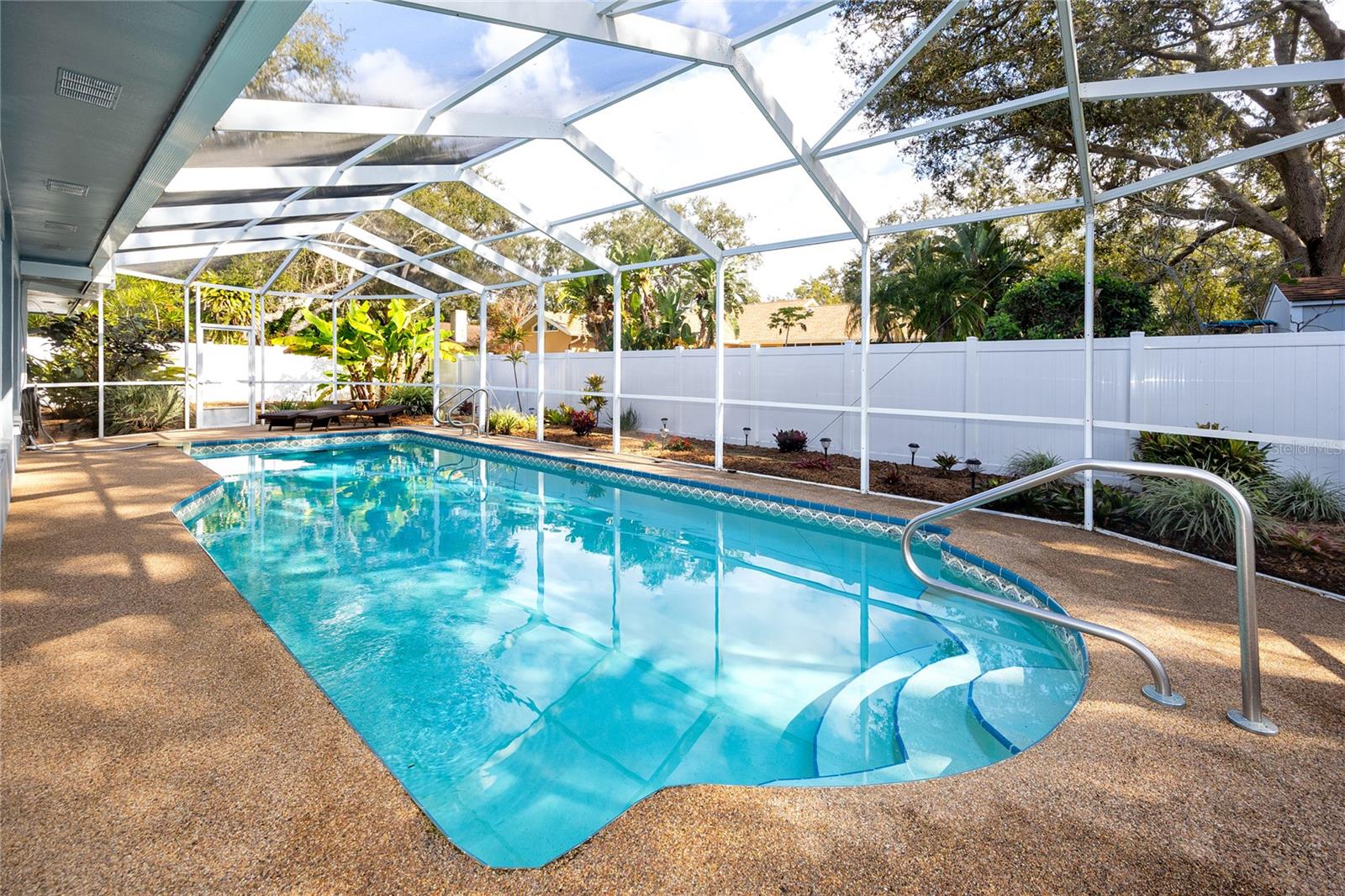 Image 34 of 44 For 13416 105th Avenue