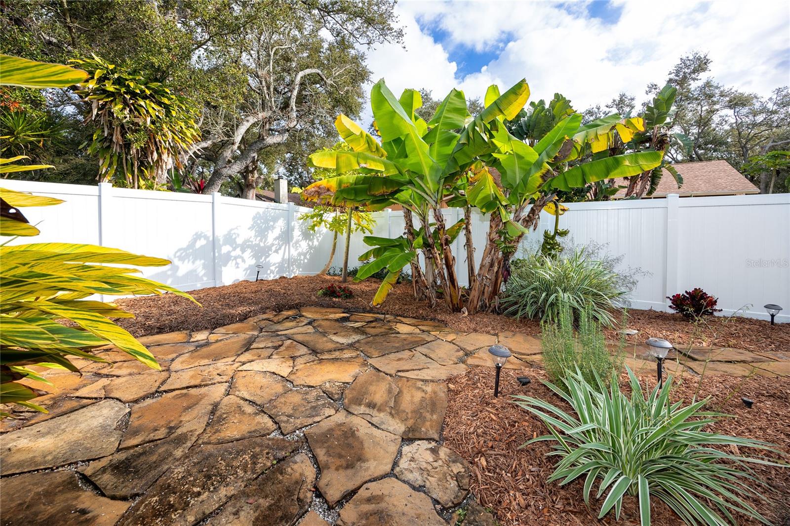 Image 38 of 44 For 13416 105th Avenue