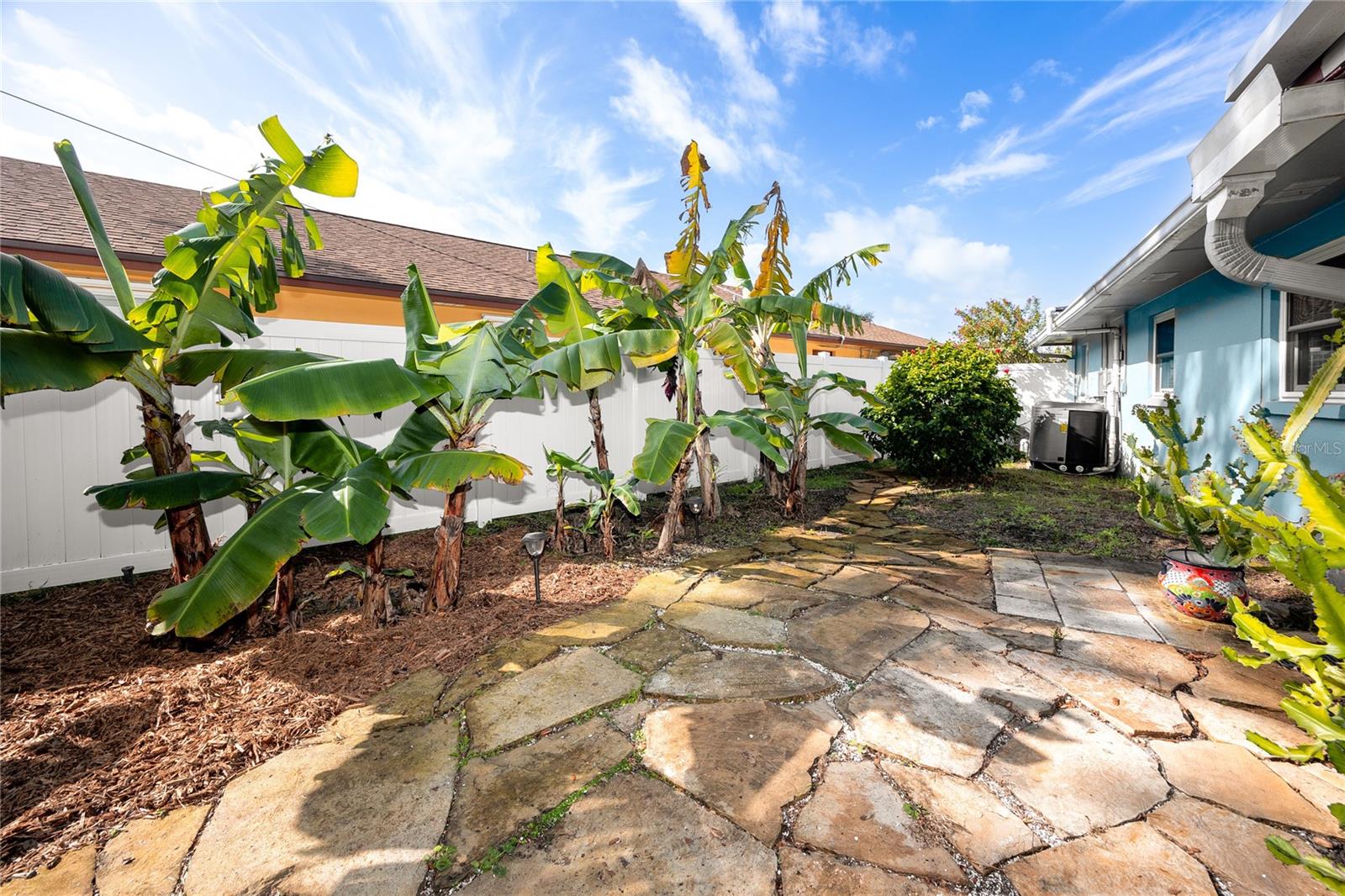 Image 39 of 44 For 13416 105th Avenue