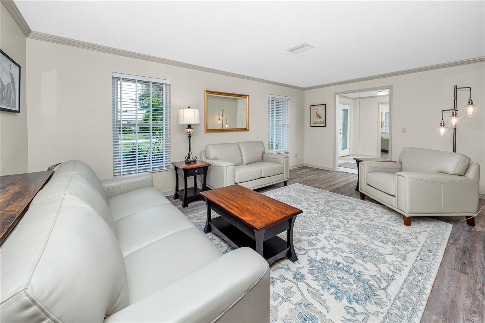 Image 7 of 44 For 13416 105th Avenue