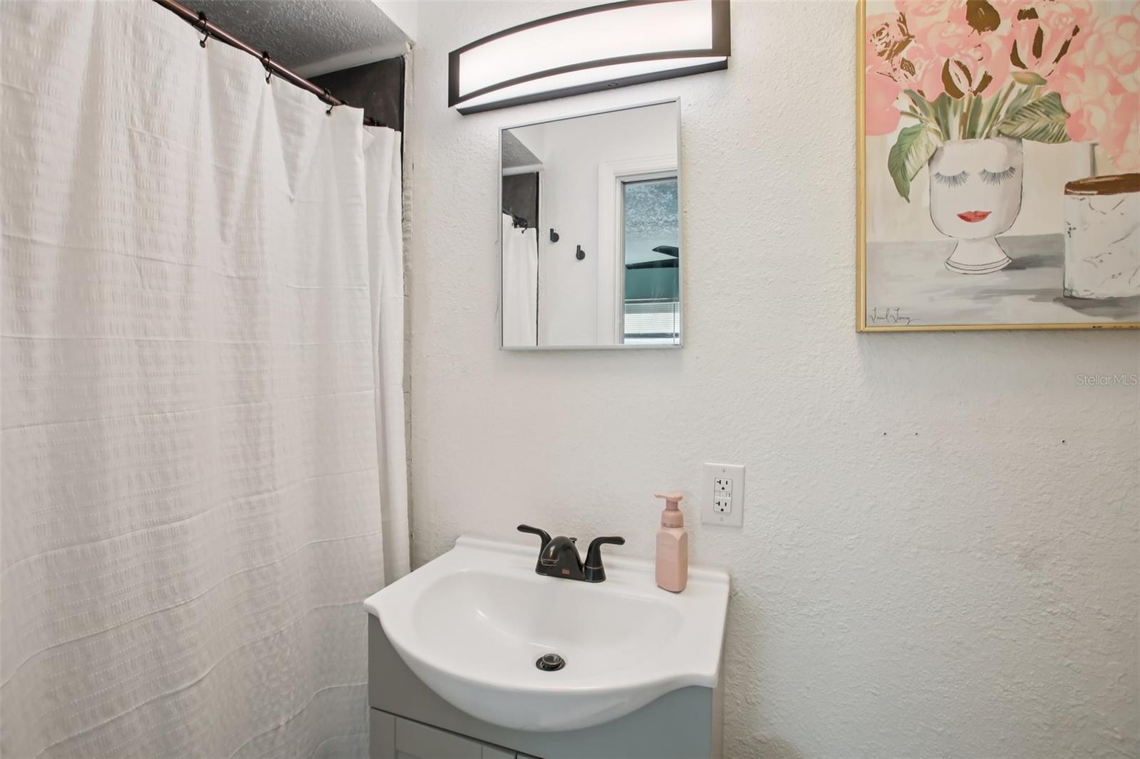 Listing photo id 12 for 8391 59th Lane N