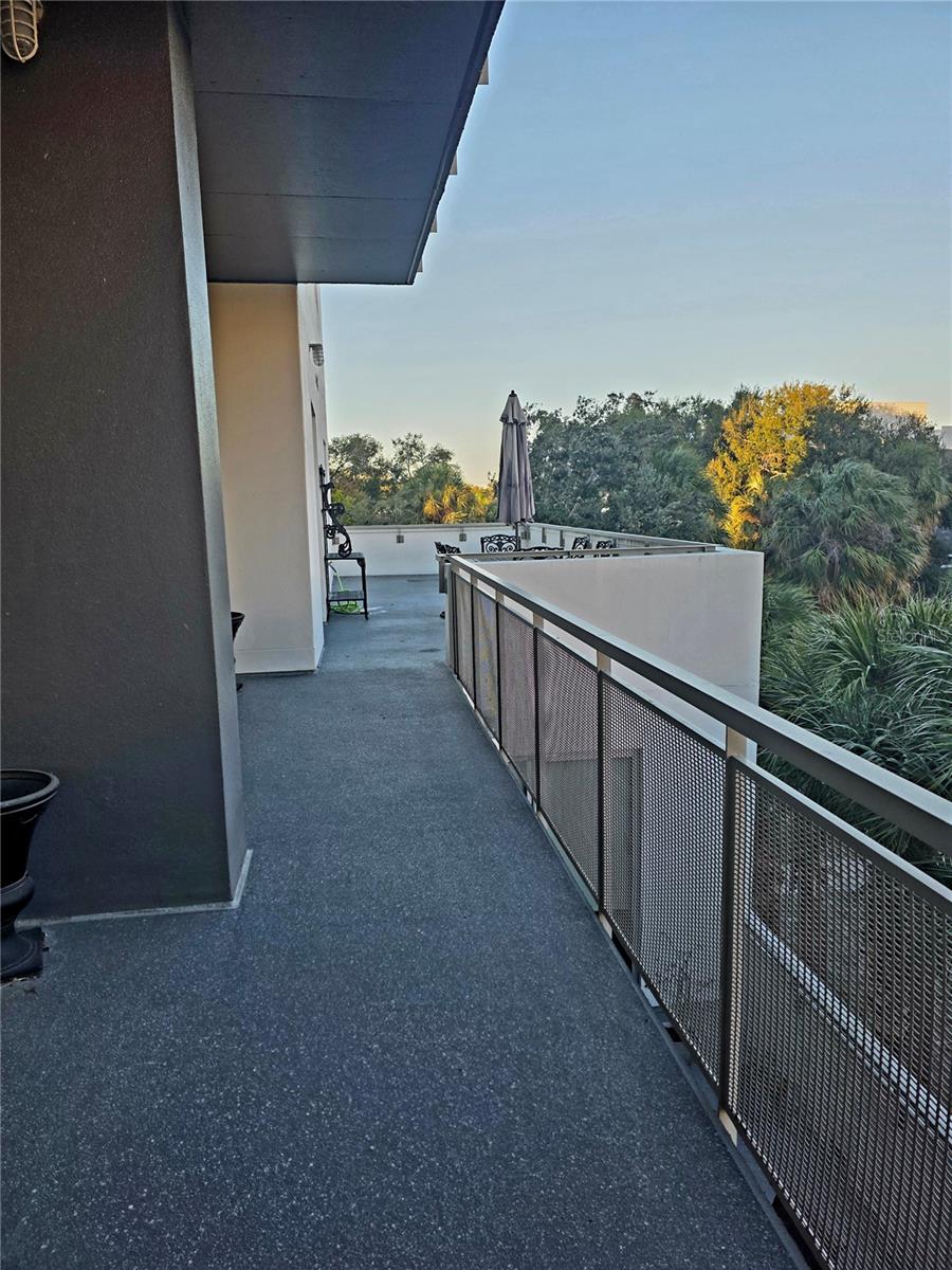 Image 14 of 46 For 475 2nd Street N 302