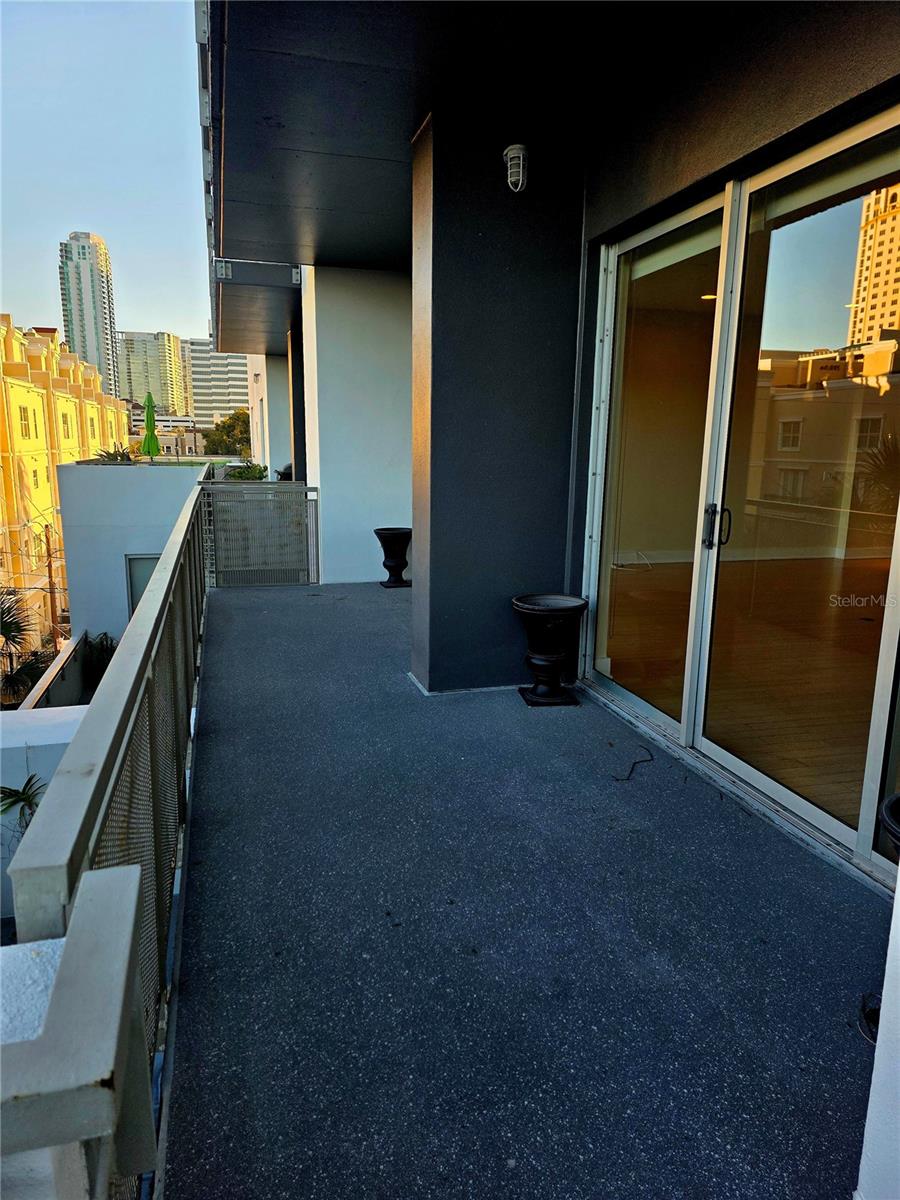 Image 15 of 46 For 475 2nd Street N 302