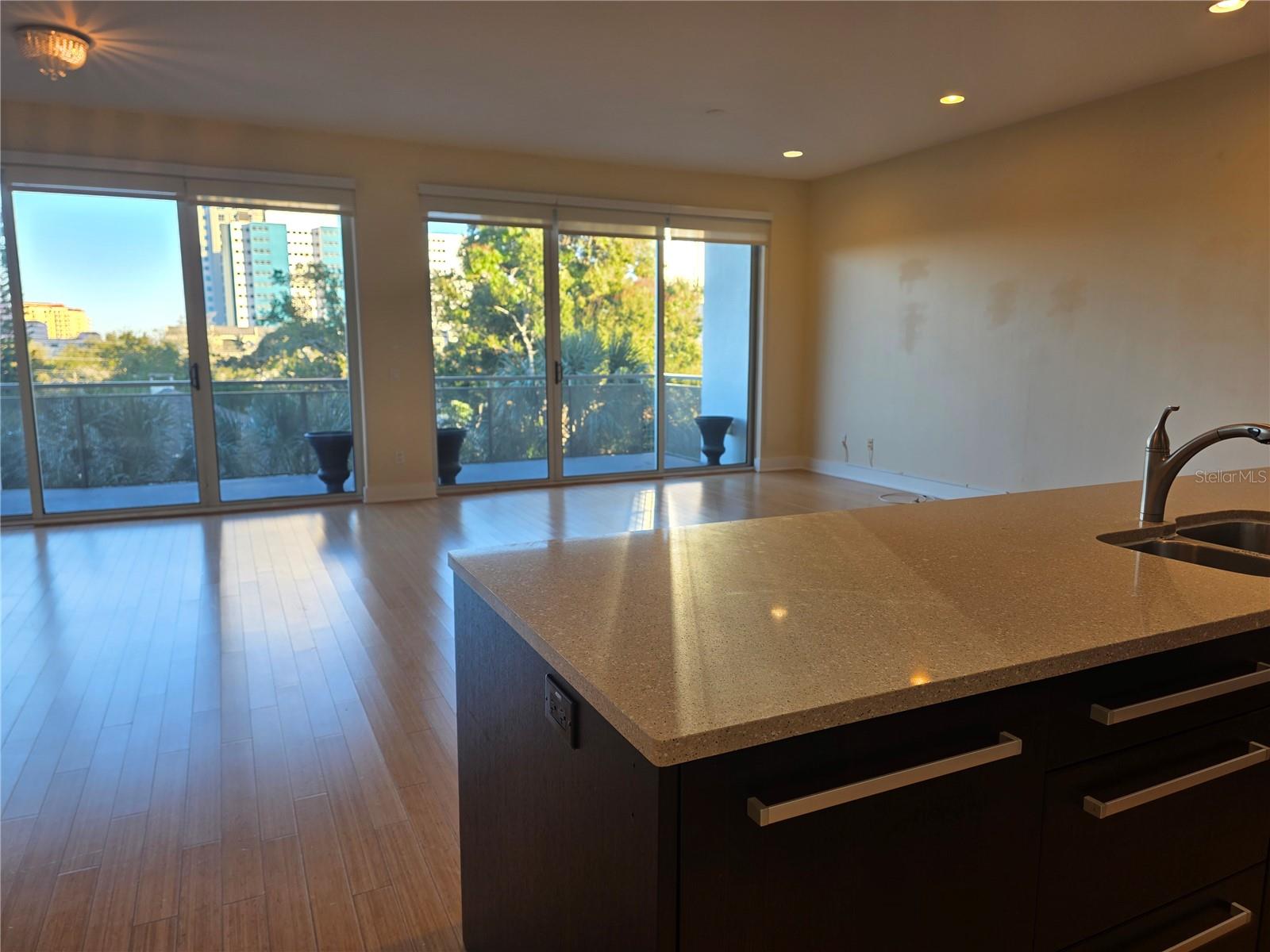 Image 21 of 46 For 475 2nd Street N 302