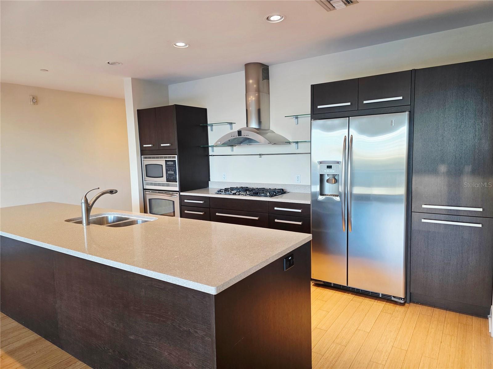 Image 4 of 46 For 475 2nd Street N 302