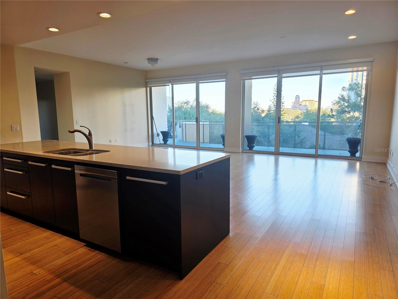 Image 9 of 46 For 475 2nd Street N 302