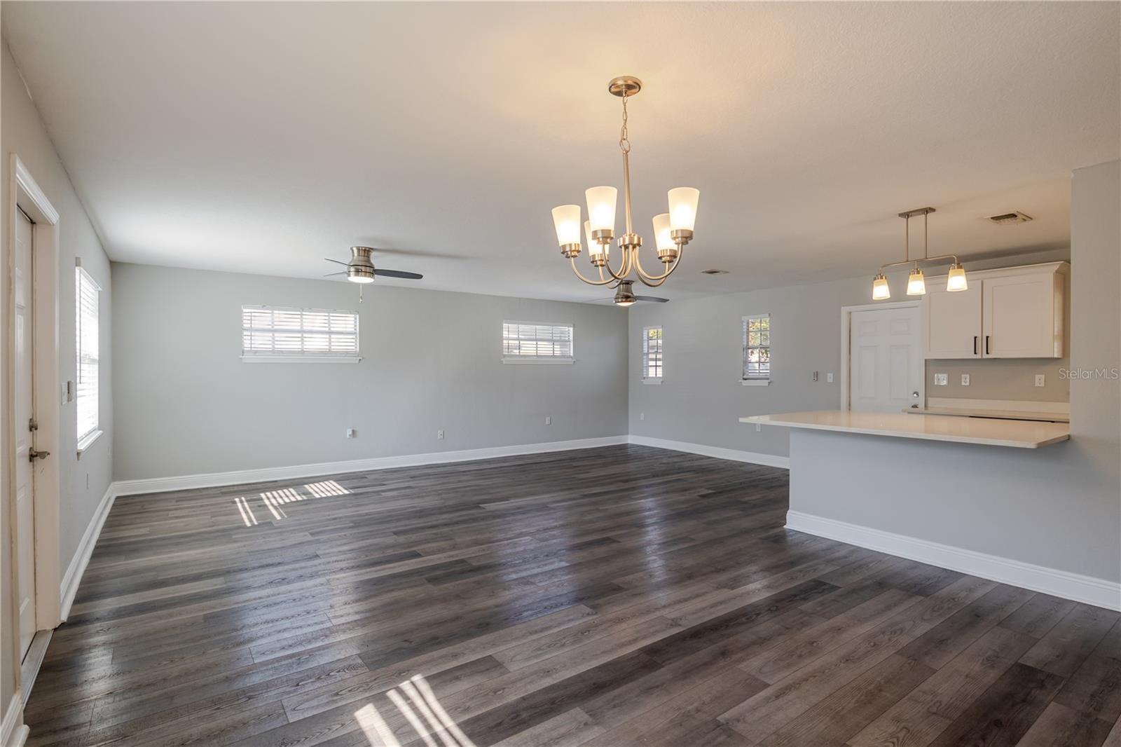 Image 10 of 31 For 4711 Ohio Avenue