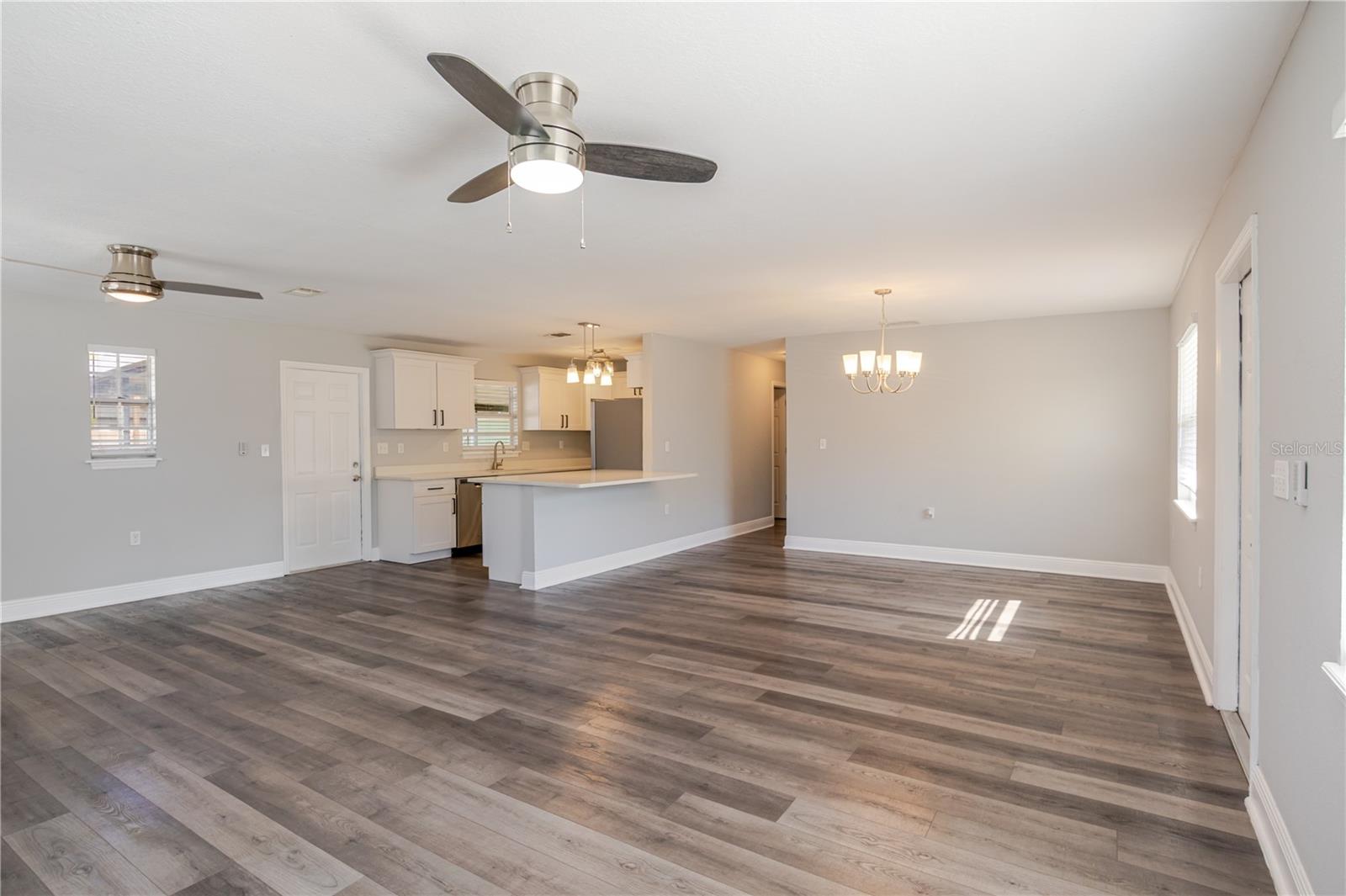 Image 11 of 31 For 4711 Ohio Avenue