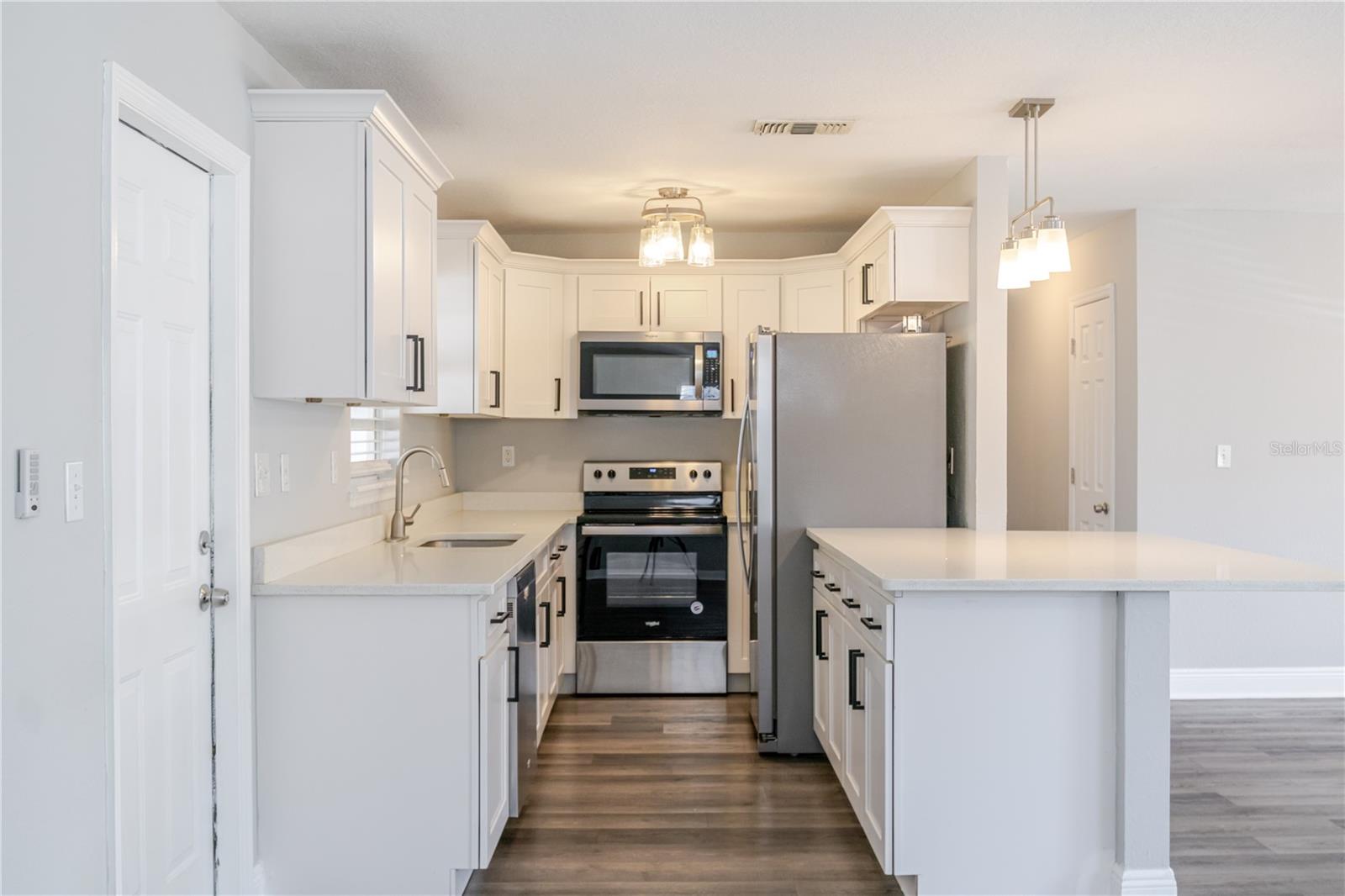 Image 14 of 31 For 4711 Ohio Avenue