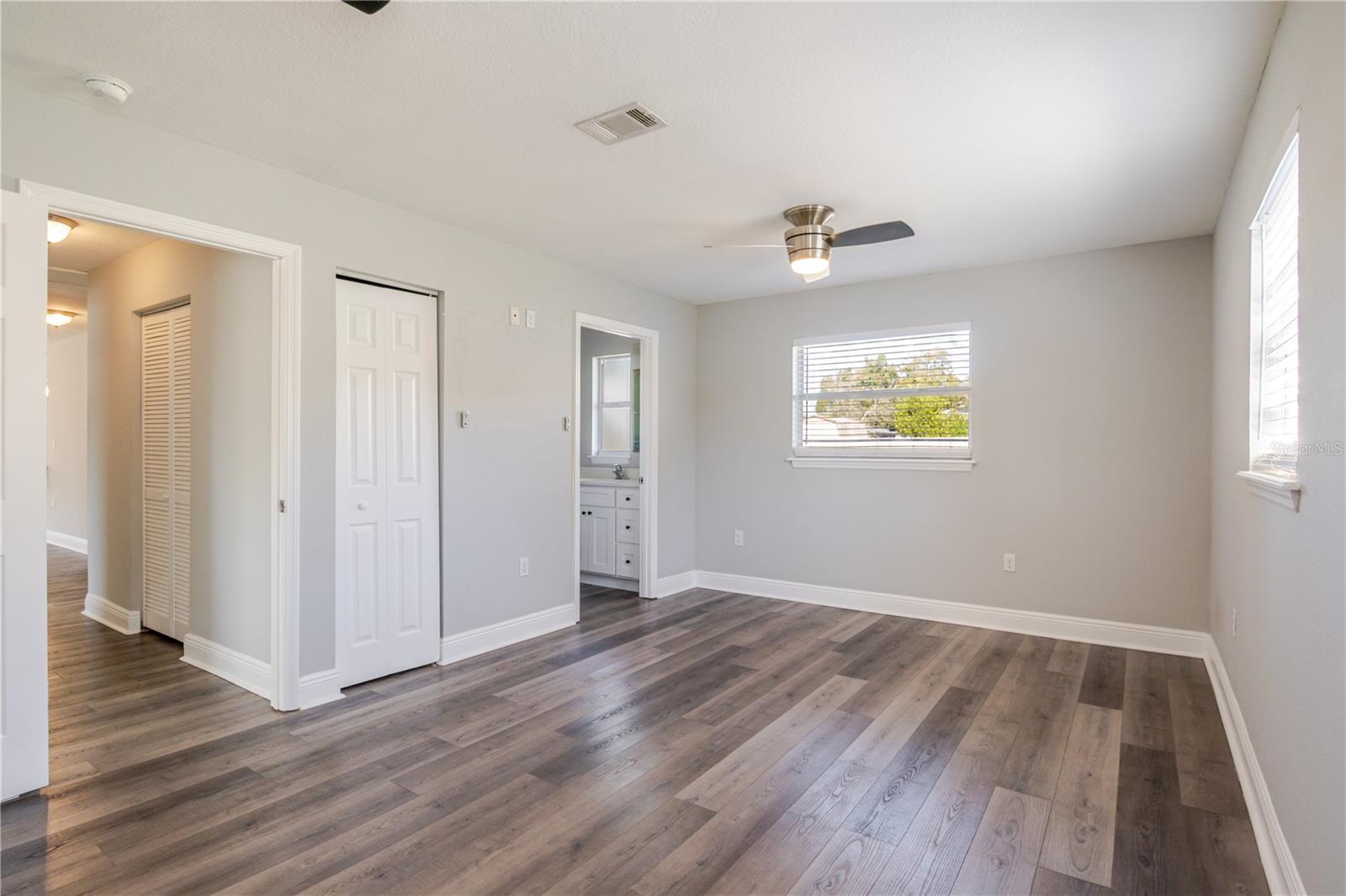 Image 21 of 31 For 4711 Ohio Avenue