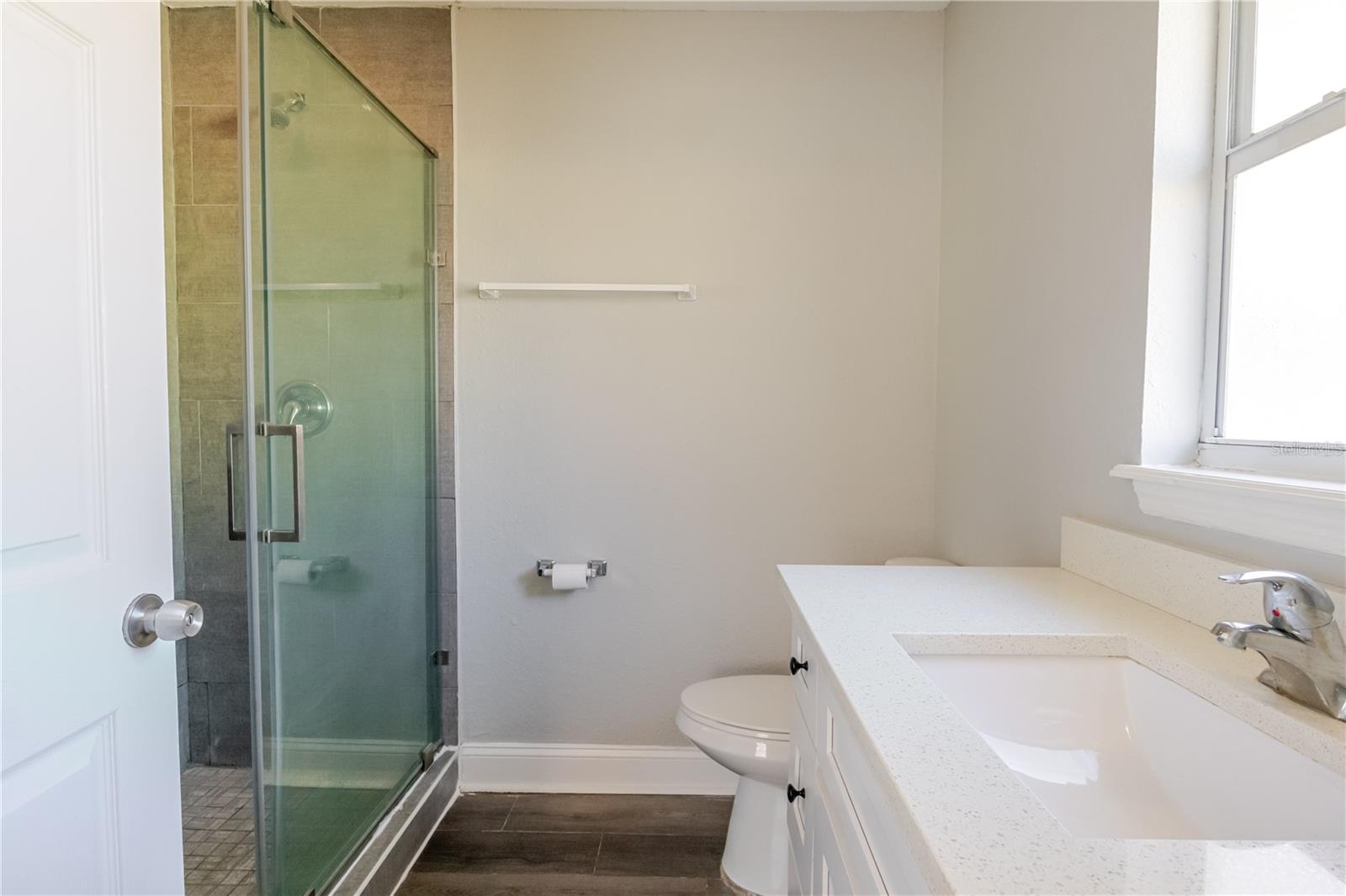 Image 24 of 31 For 4711 Ohio Avenue