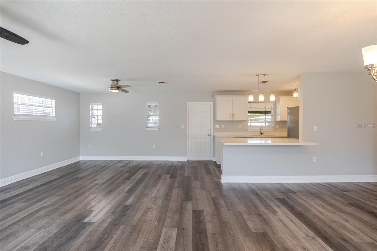 Image 9 of 31 For 4711 Ohio Avenue