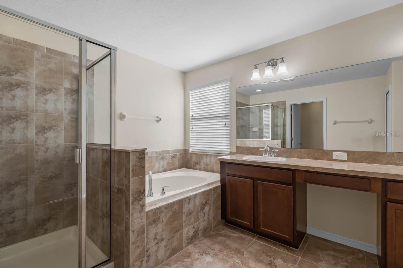 Image 31 of 76 For 1504 Oak Pond Street