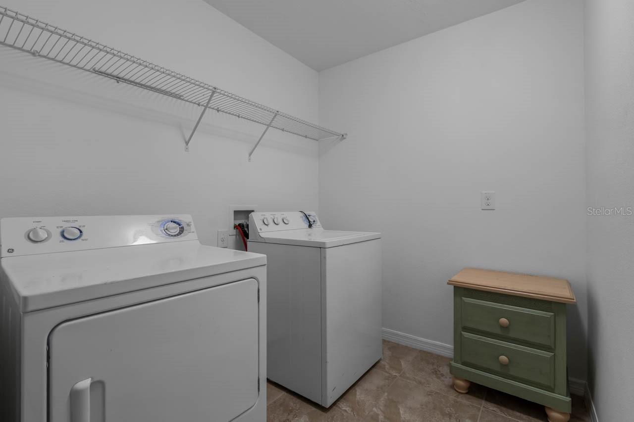 Image 41 of 76 For 1504 Oak Pond Street