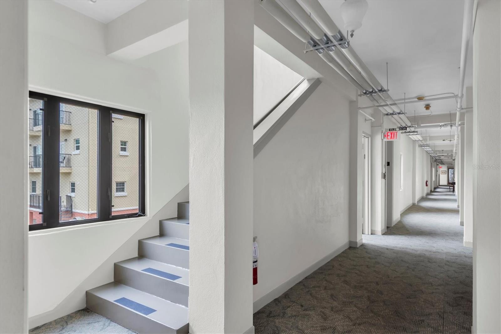 Image 21 of 39 For 130 4th Avenue N 201