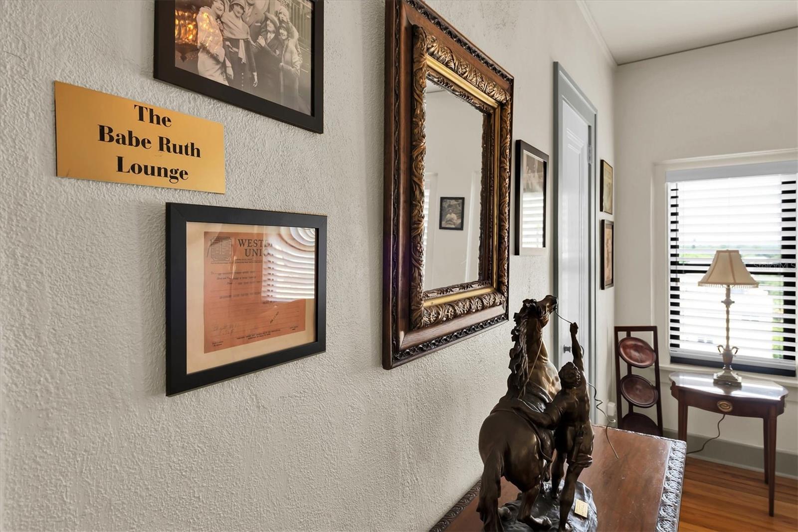 Image 27 of 39 For 130 4th Avenue N 201