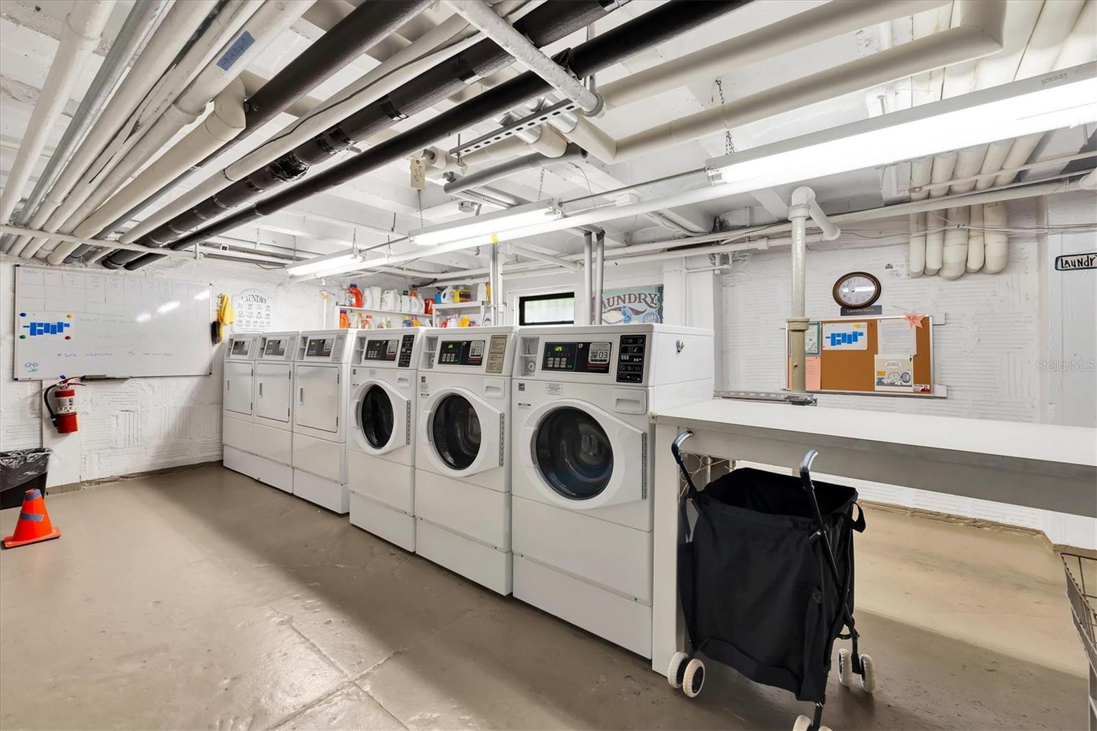 Image 28 of 39 For 130 4th Avenue N 201