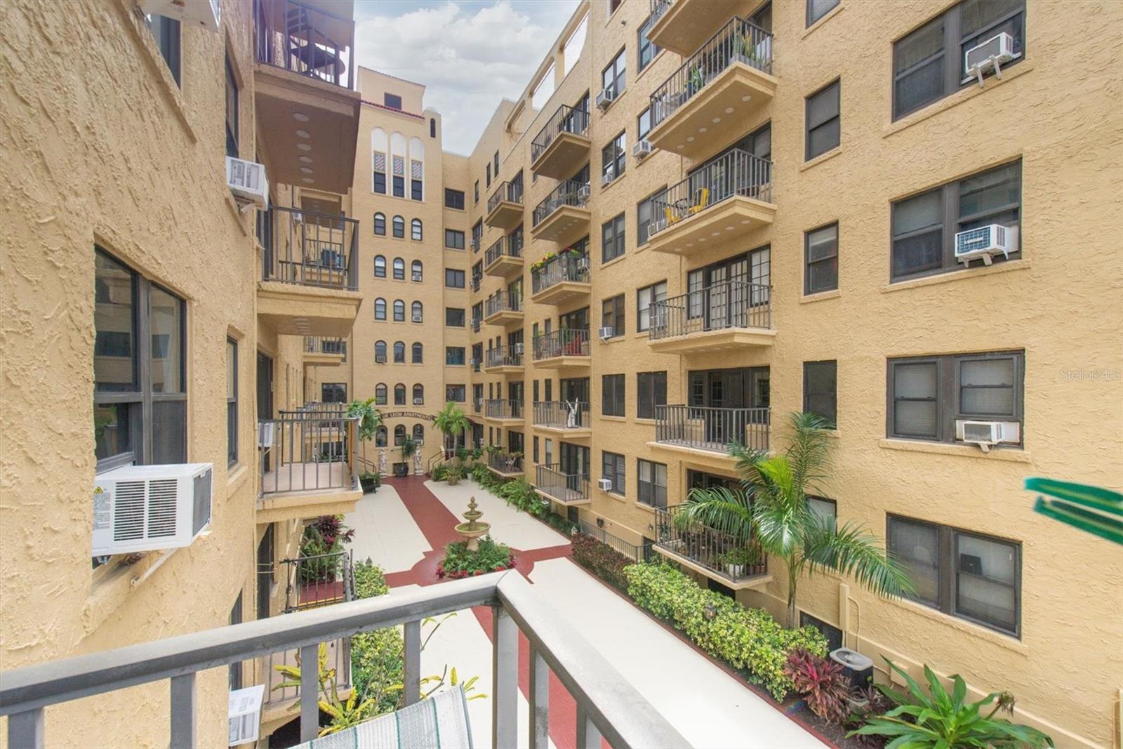 Image 36 of 39 For 130 4th Avenue N 201