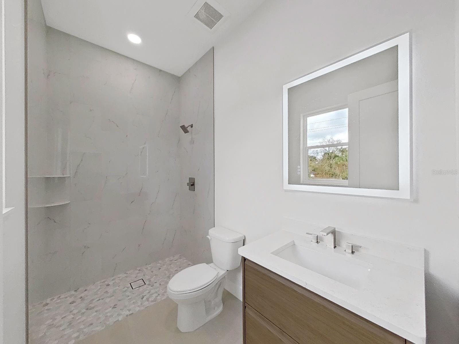 Image 25 of 53 For 17841 Simmons Road