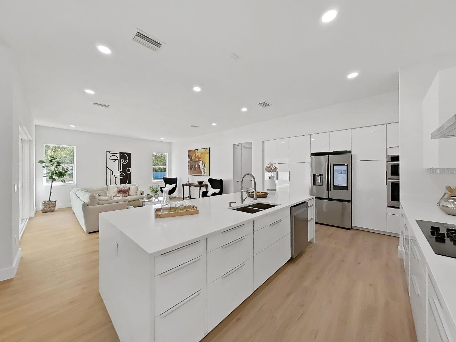 Image 37 of 53 For 17841 Simmons Road