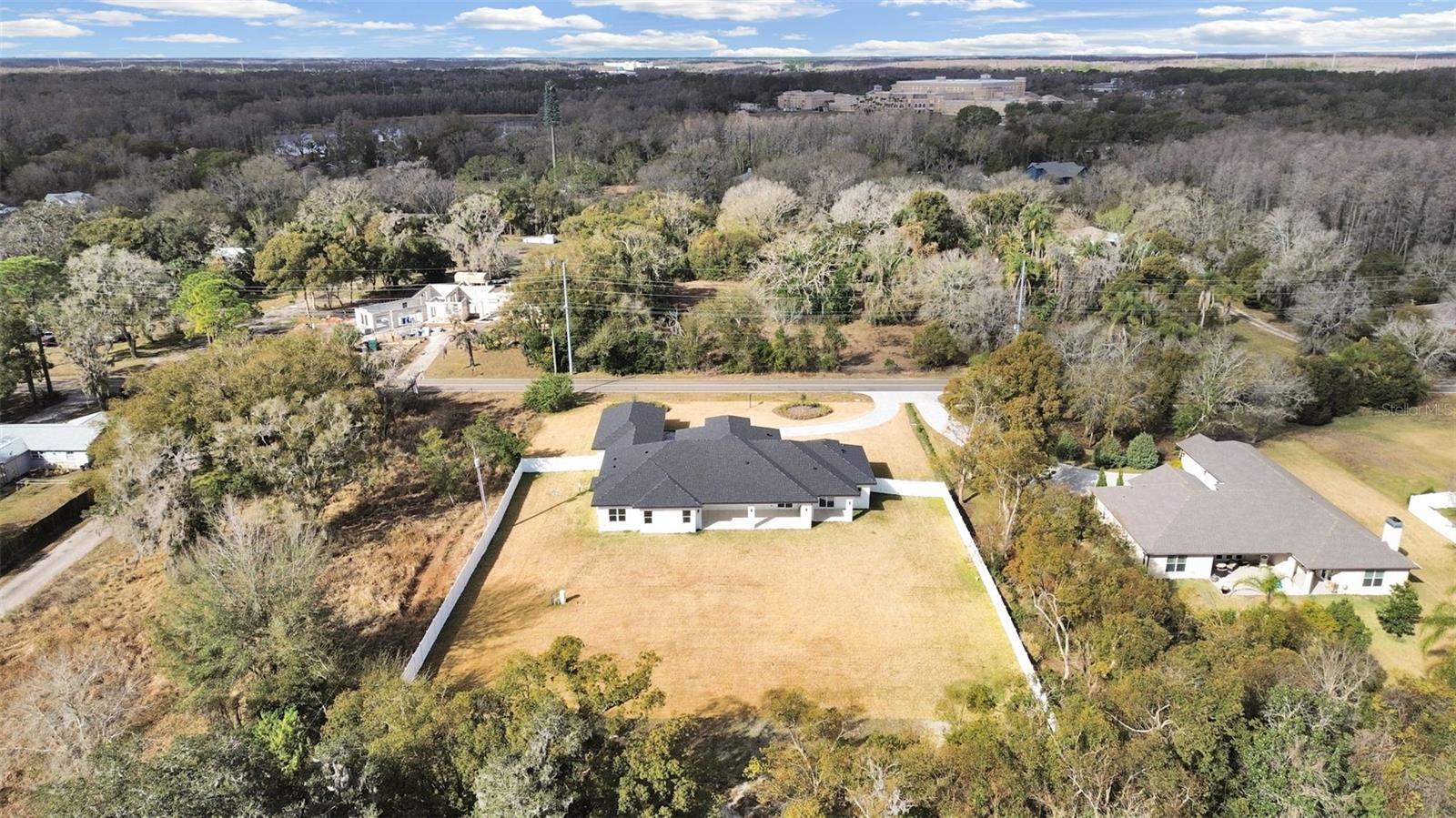 Image 4 of 53 For 17841 Simmons Road