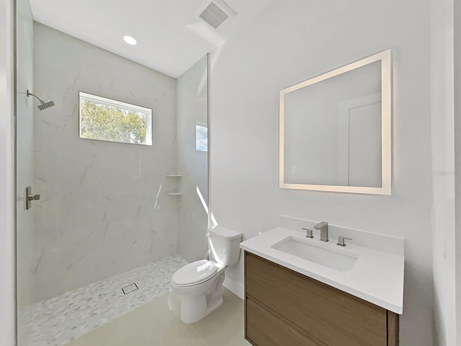 Image 47 of 53 For 17841 Simmons Road