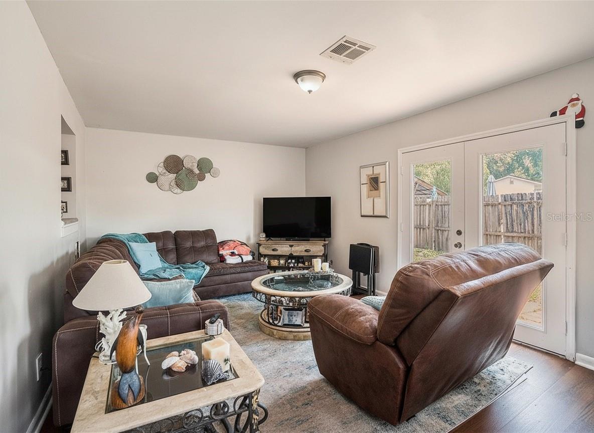 Image 15 of 30 For 7004 Lambright Court