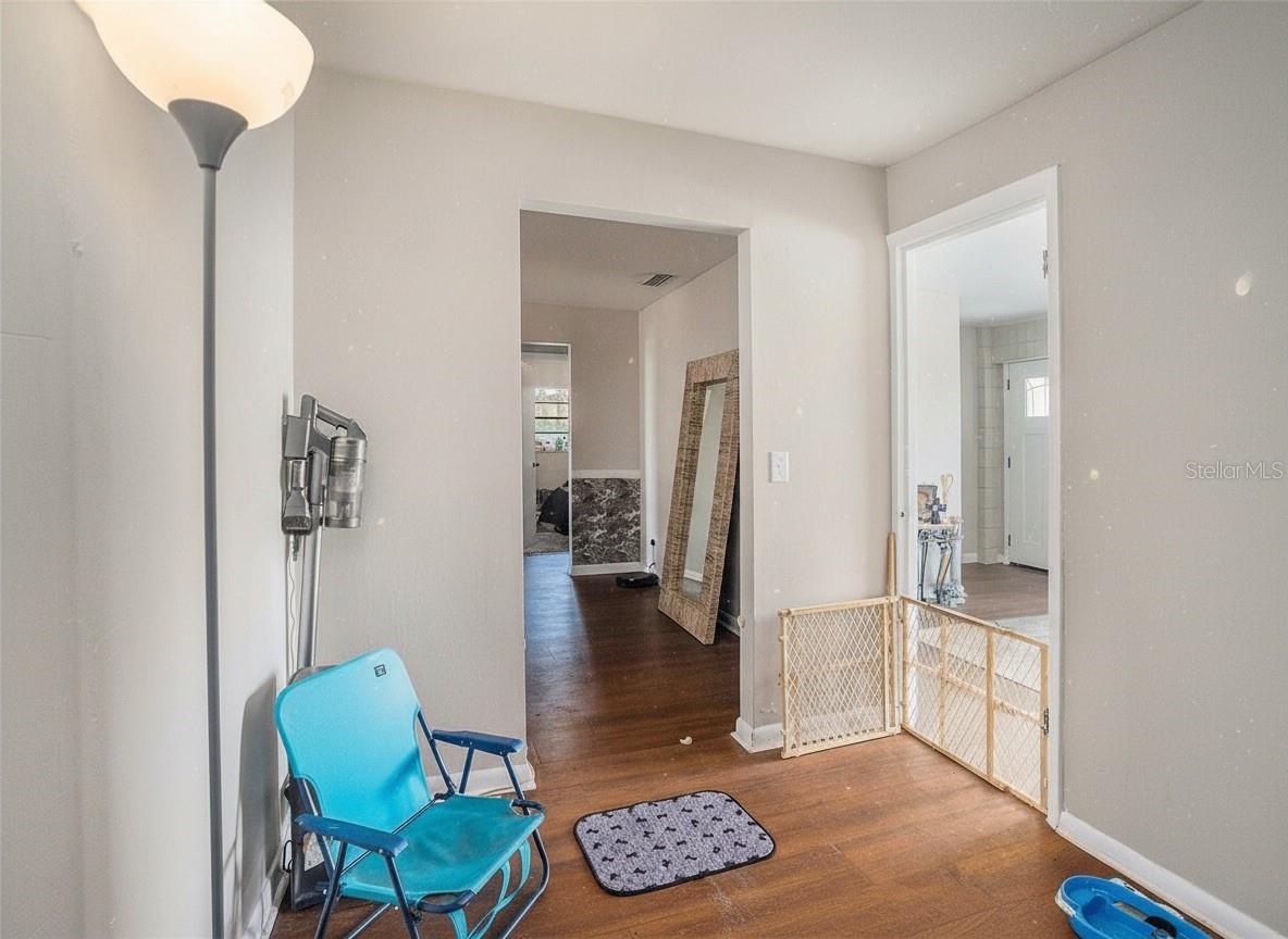 Image 7 of 30 For 7004 Lambright Court