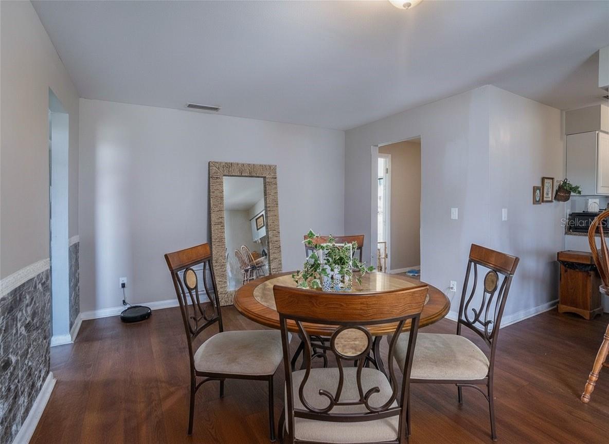 Image 8 of 30 For 7004 Lambright Court