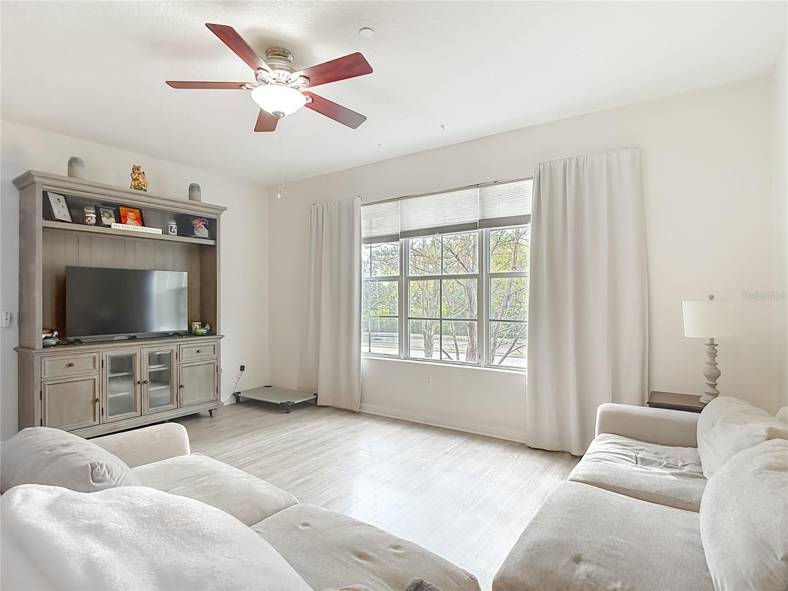 Image 10 of 58 For 2426 Middleton Grove Drive