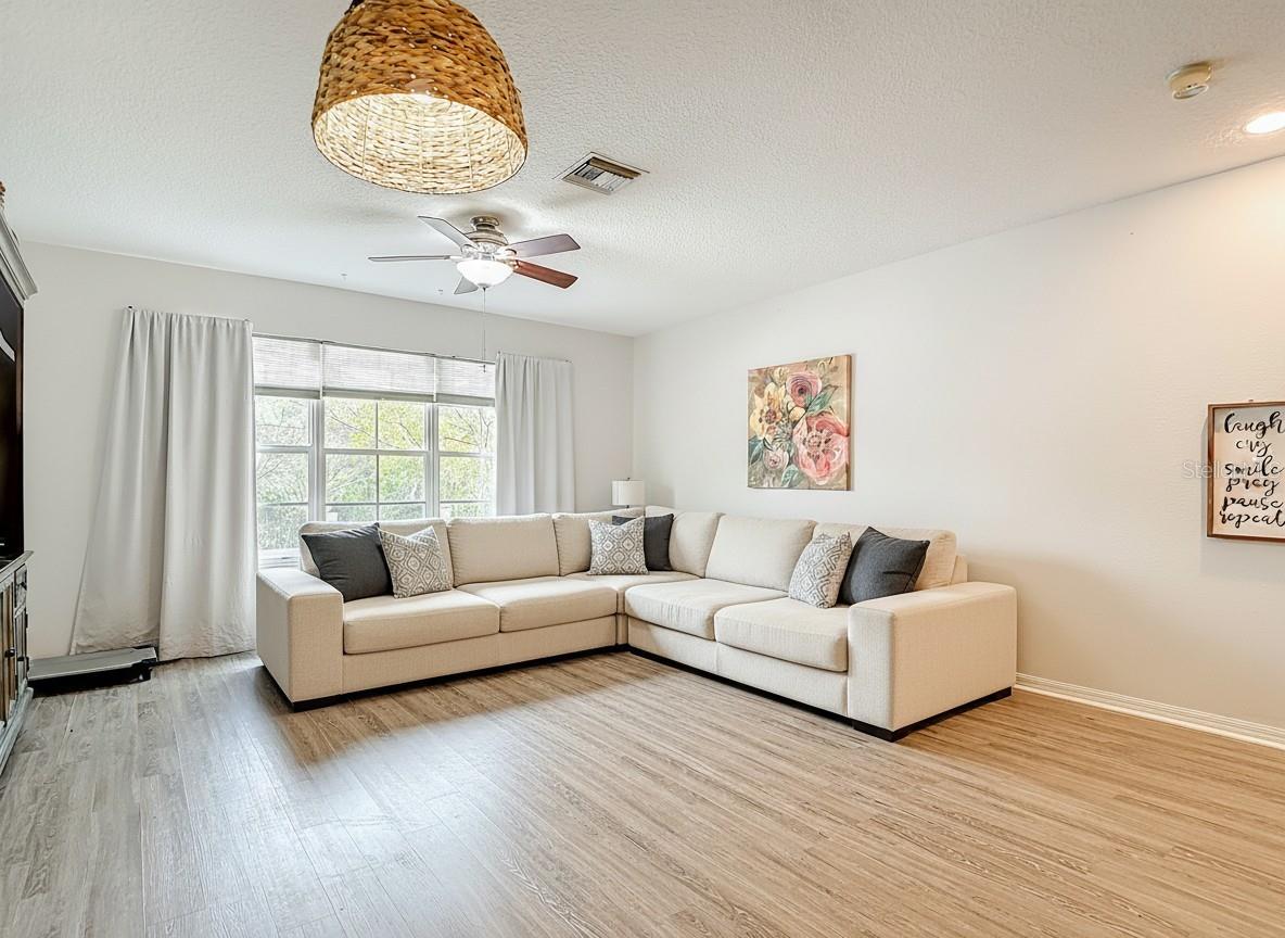 Image 7 of 58 For 2426 Middleton Grove Drive