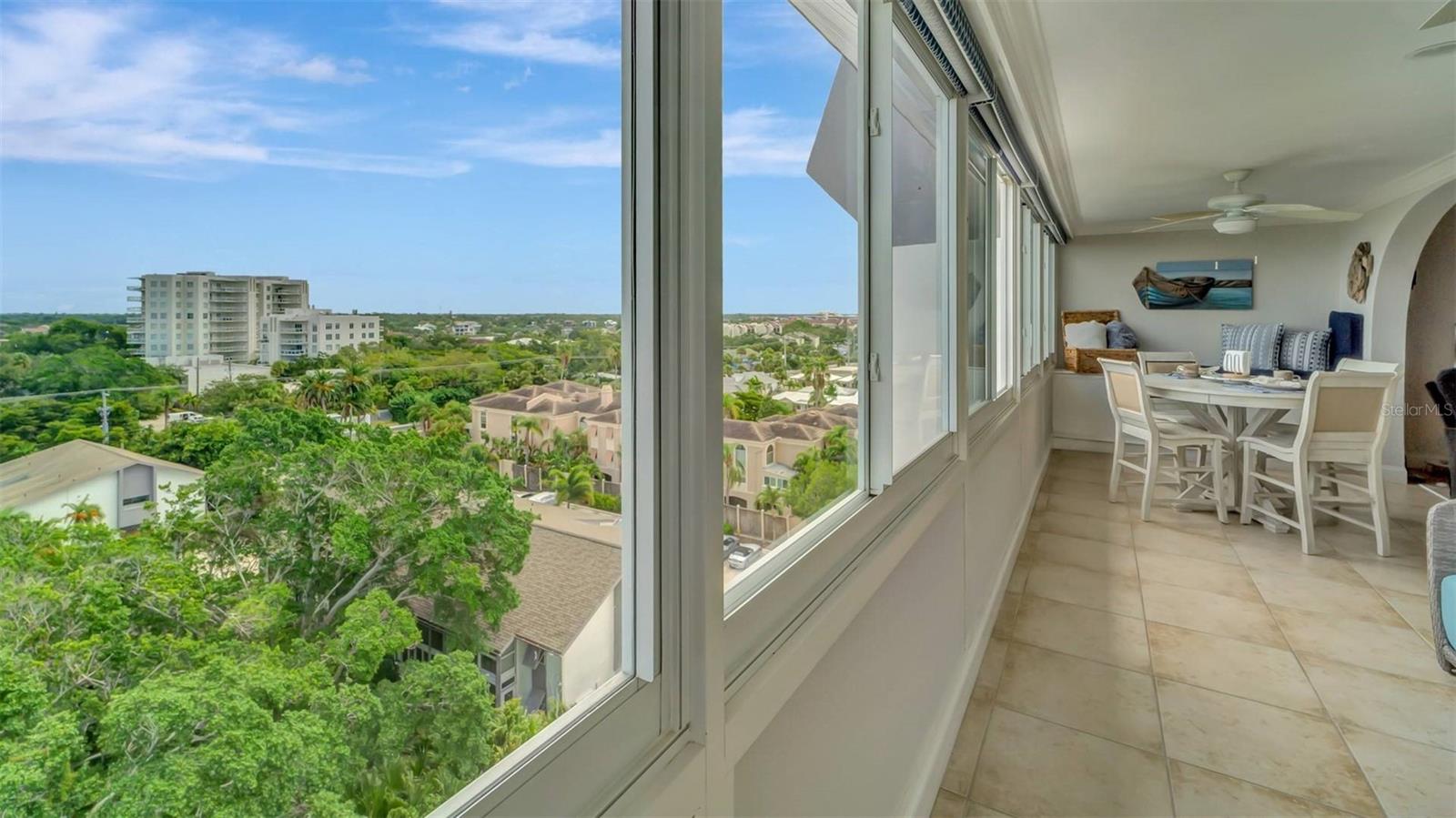 Image 14 of 26 For 1125 Peppertree Drive 705