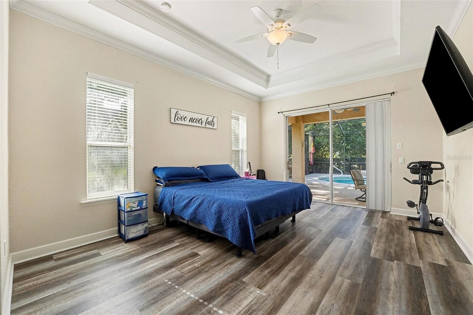 Image 19 of 23 For 5685 Lake Victoria Drive