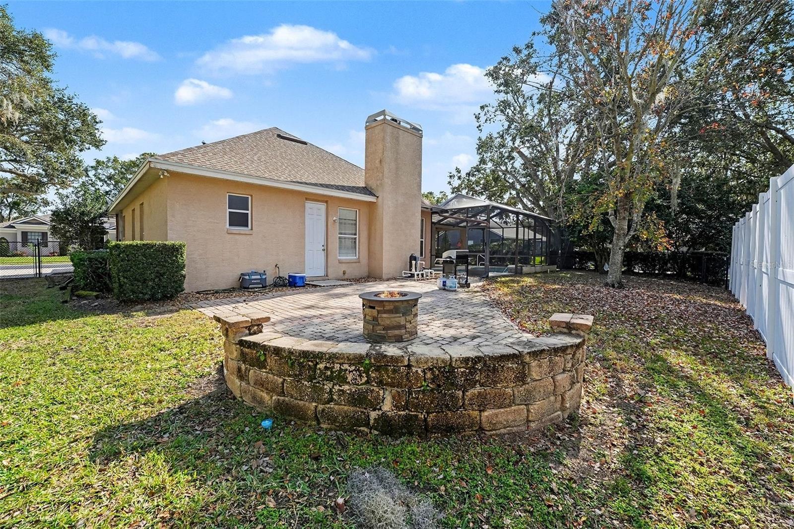 Image 22 of 23 For 5685 Lake Victoria Drive