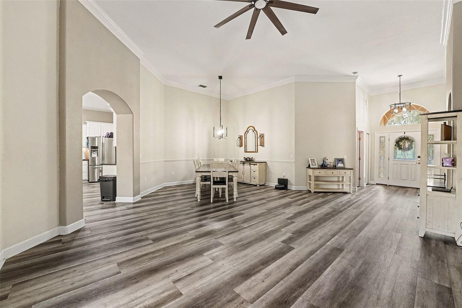 Image 9 of 23 For 5685 Lake Victoria Drive