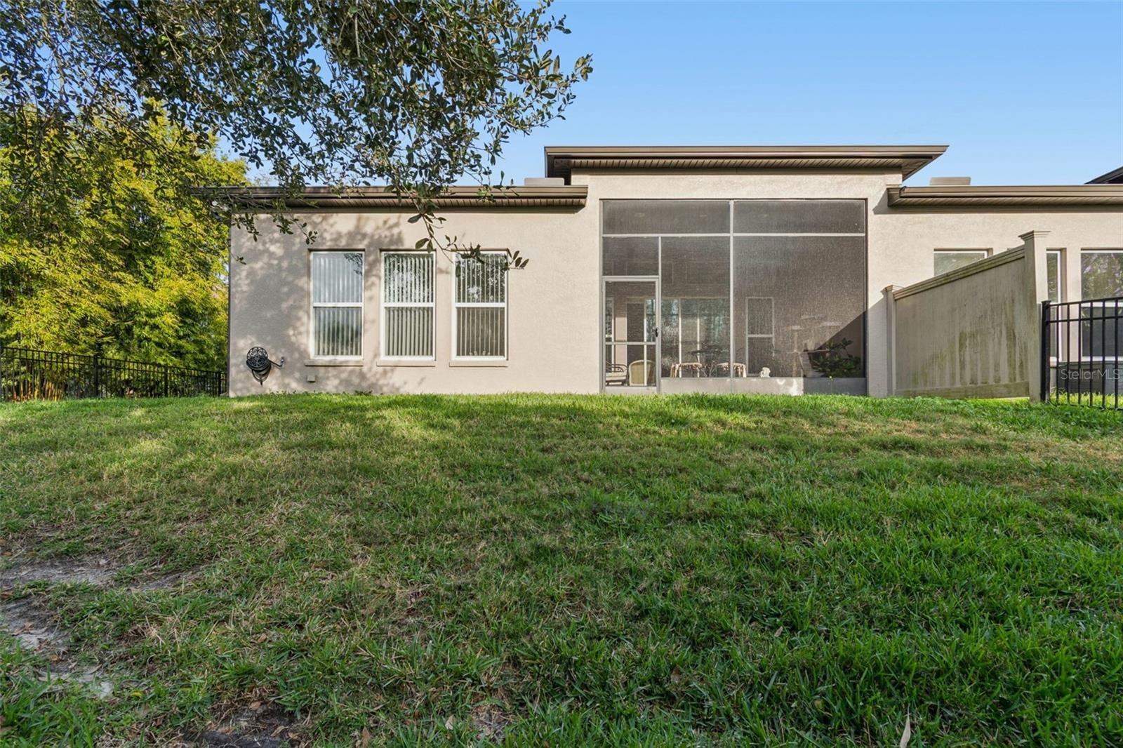 Image 40 of 49 For 4155 Barletta Court