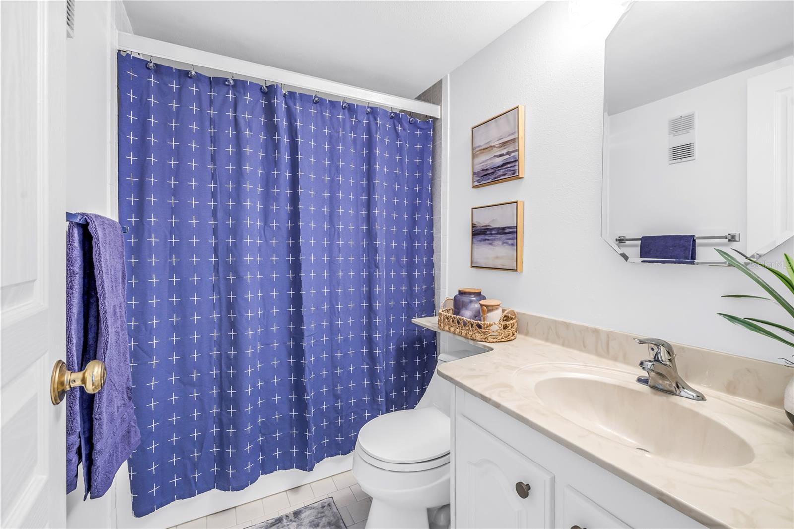 Image 11 of 35 For 9 Haig Place 510